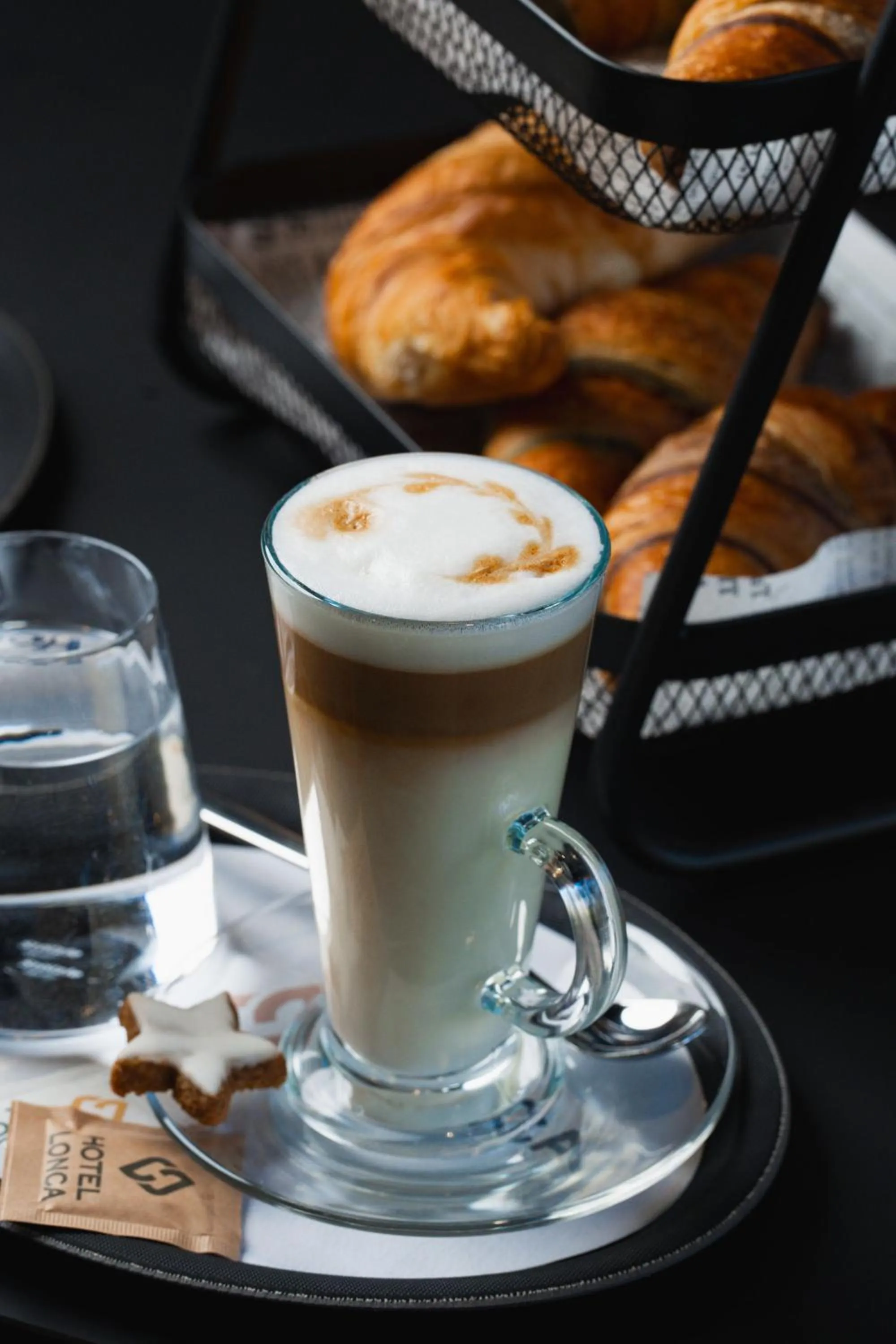 Lounge or bar in Hotel Lonca