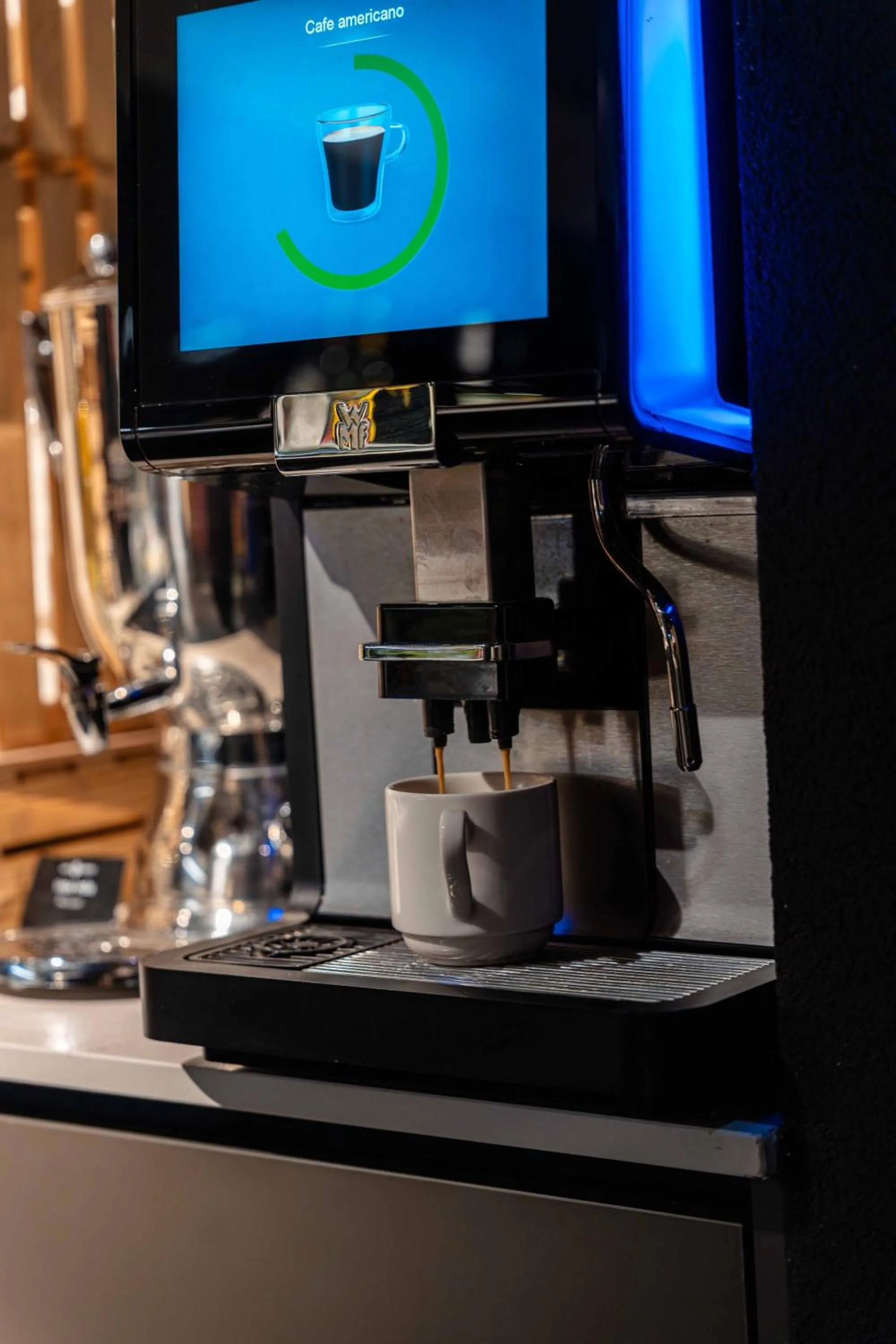 Coffee/tea facilities in Hotel Lonca