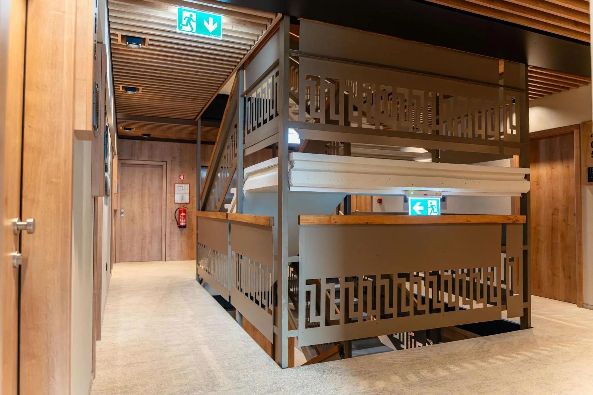 Floor plan, Bed in Hotel Lonca