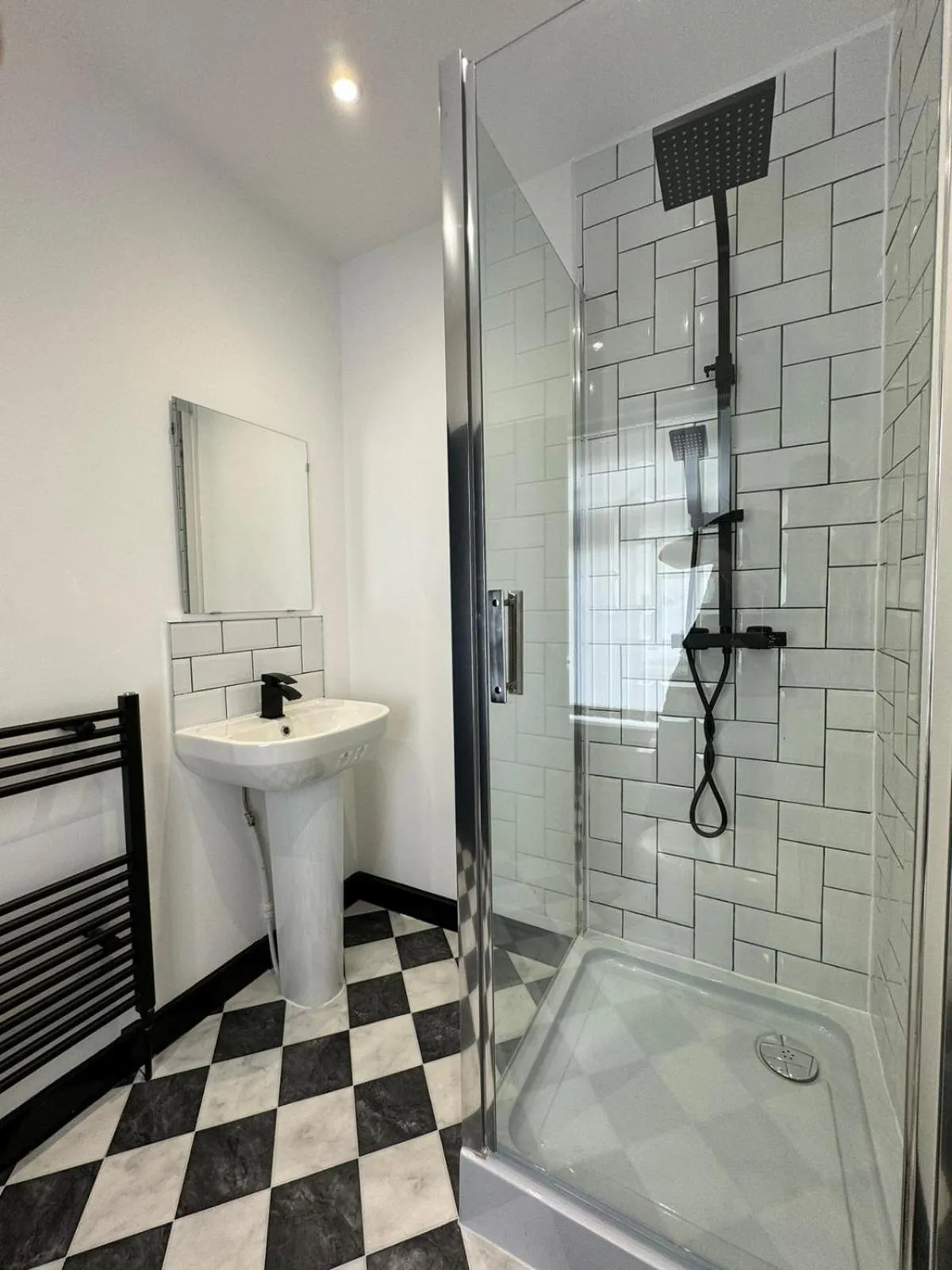 Bathroom in OYO The Avenue