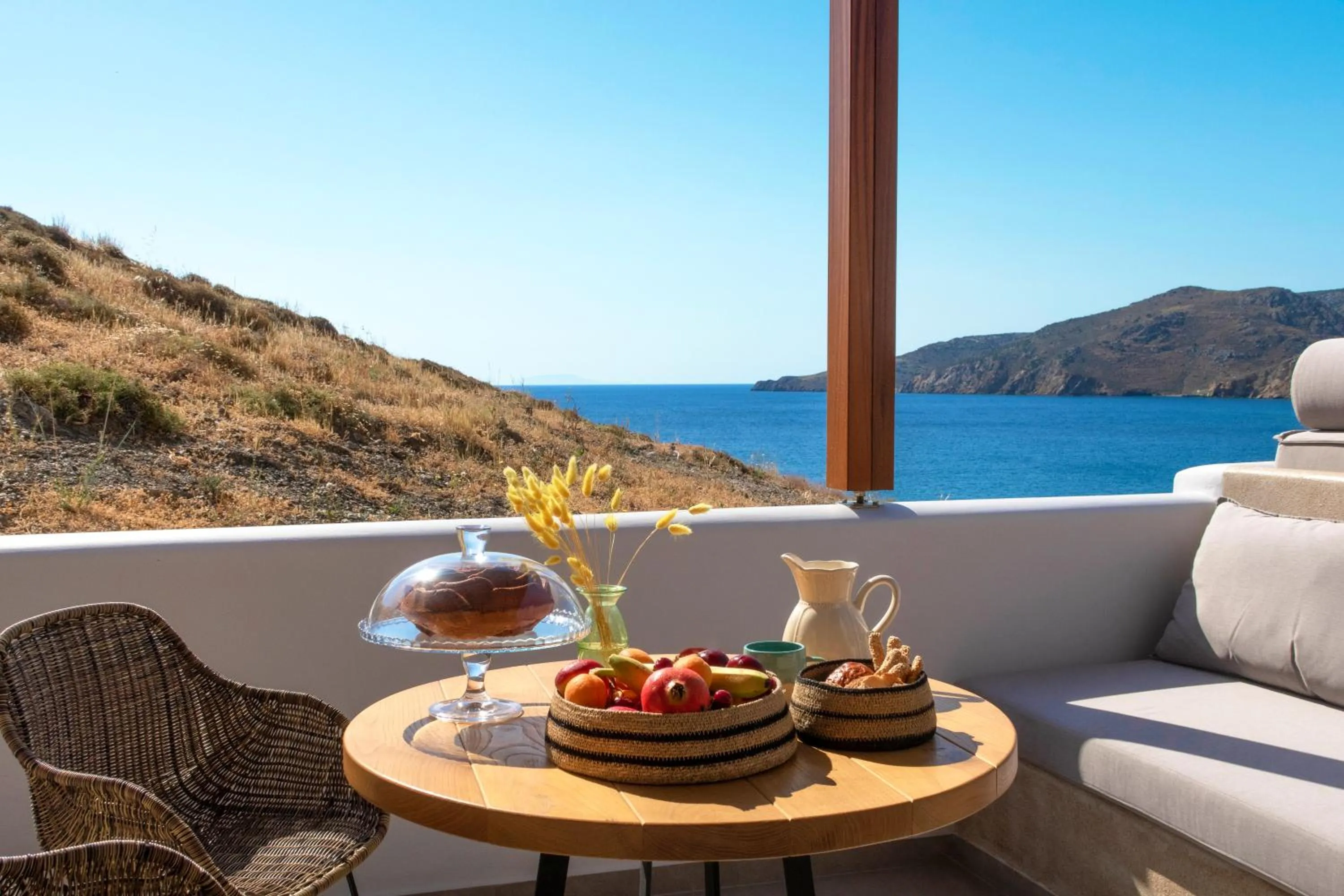 Restaurant/places to eat in Anassa Boutique Hotel