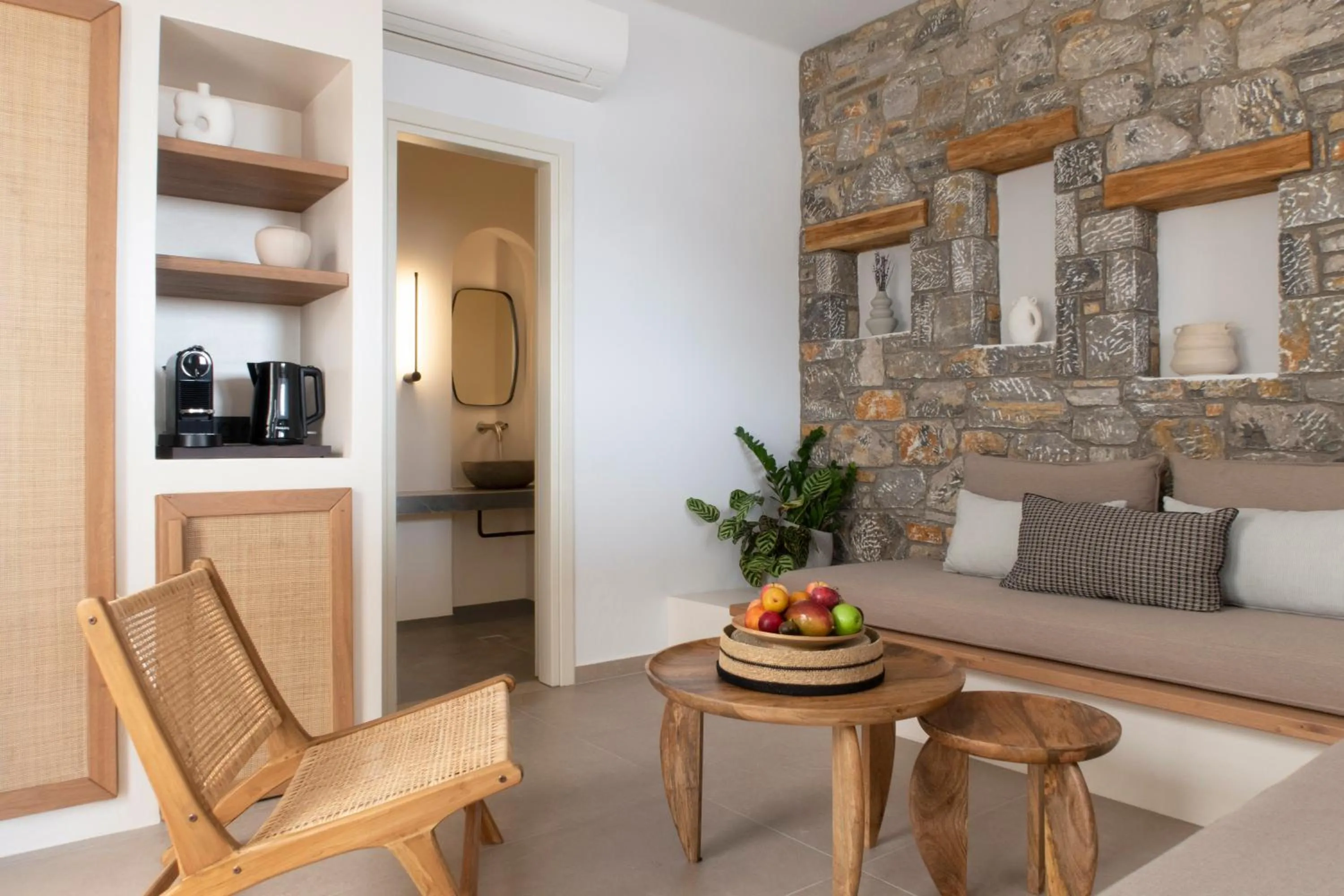 Anassa Boutique Hotel