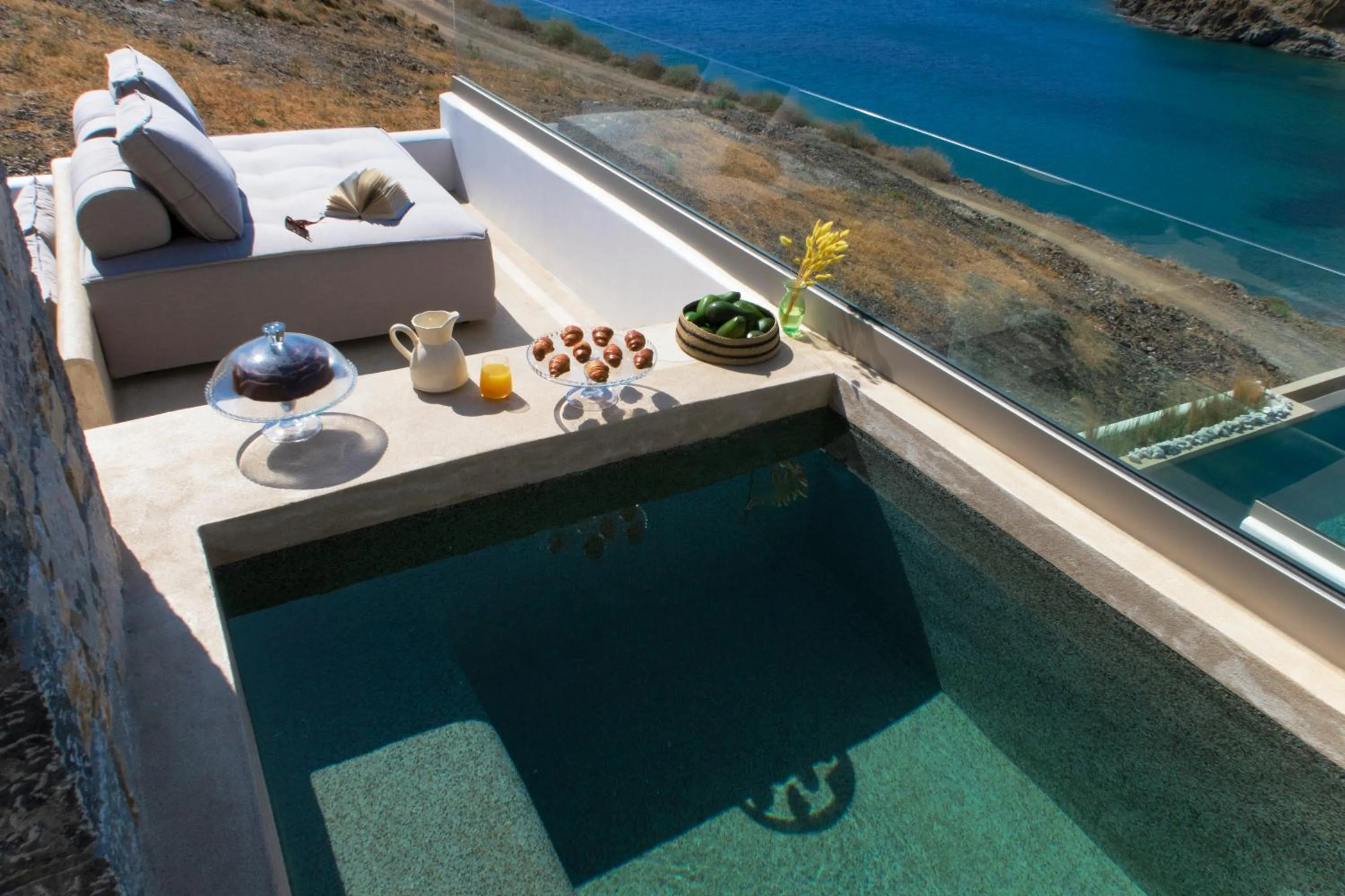 Restaurant/places to eat in Anassa Boutique Hotel