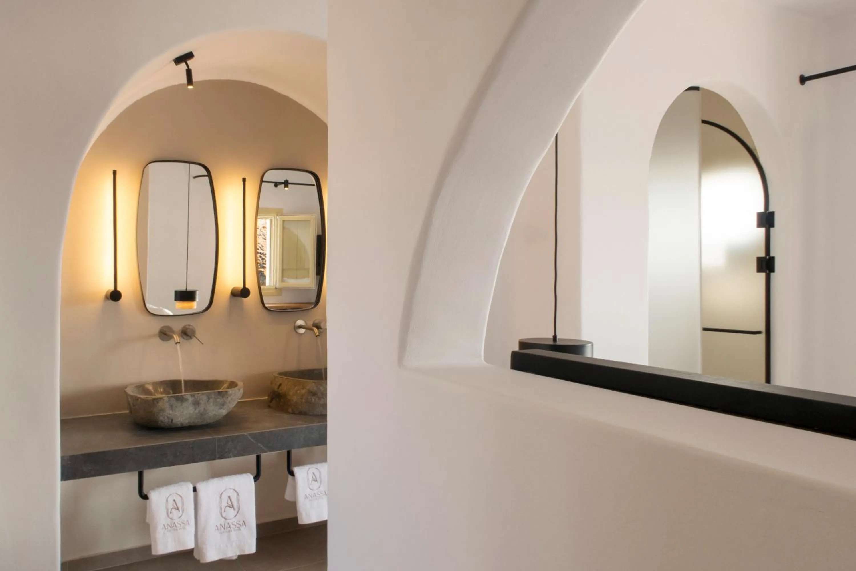 Anassa Boutique Hotel