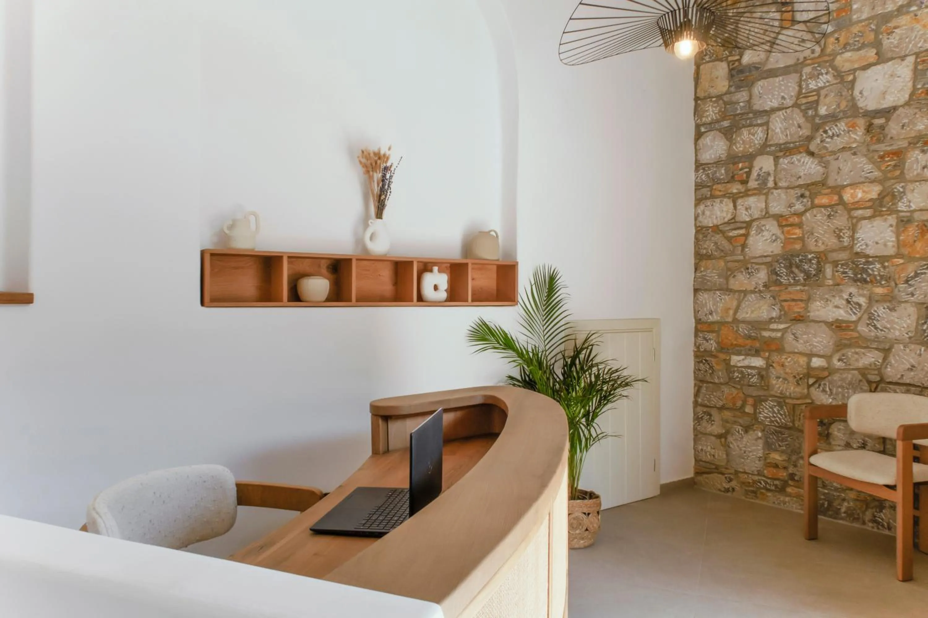 Anassa Boutique Hotel