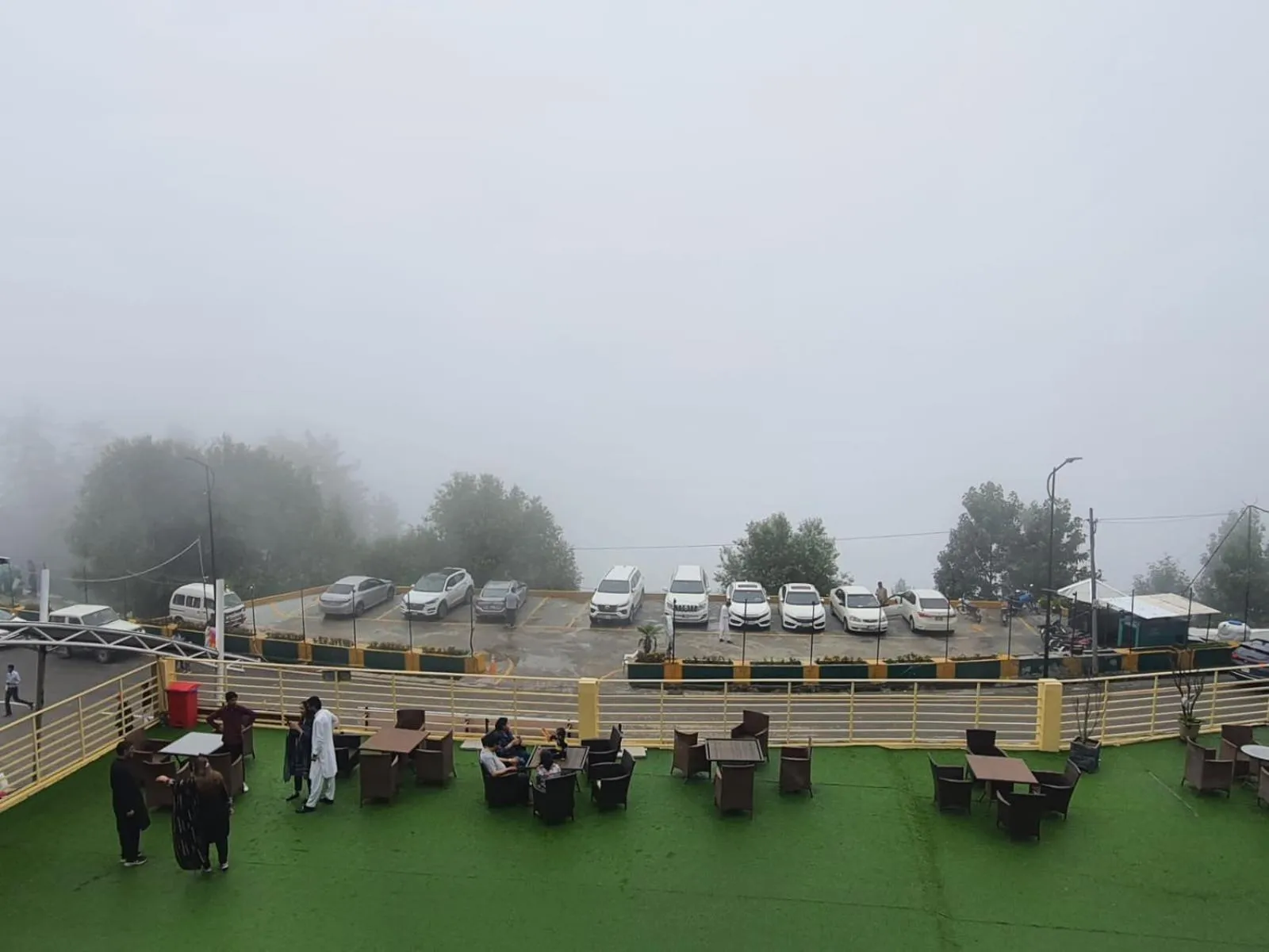 Restaurant/places to eat in BULAND HEIGHTS