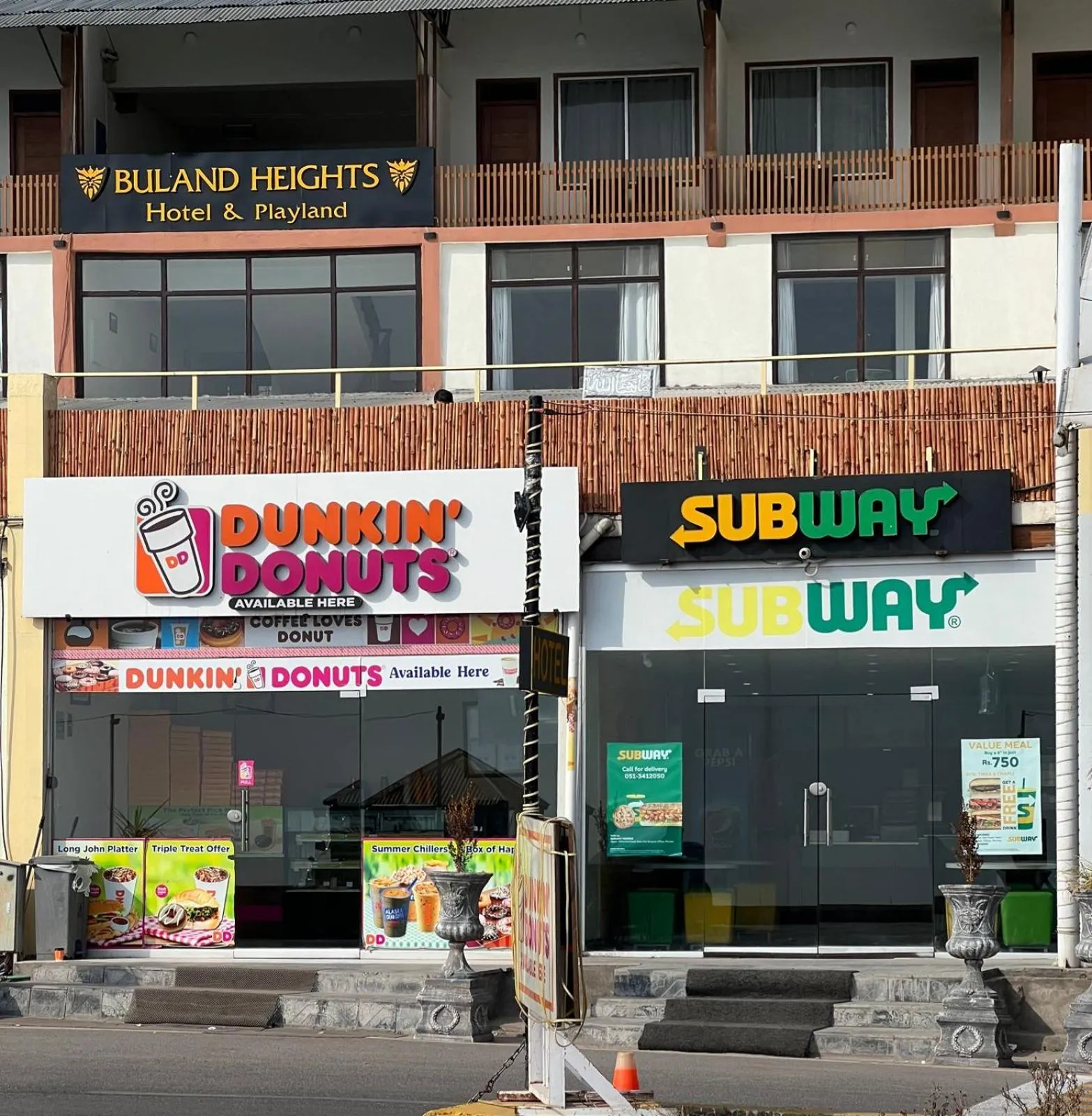 Restaurant/places to eat in BULAND HEIGHTS