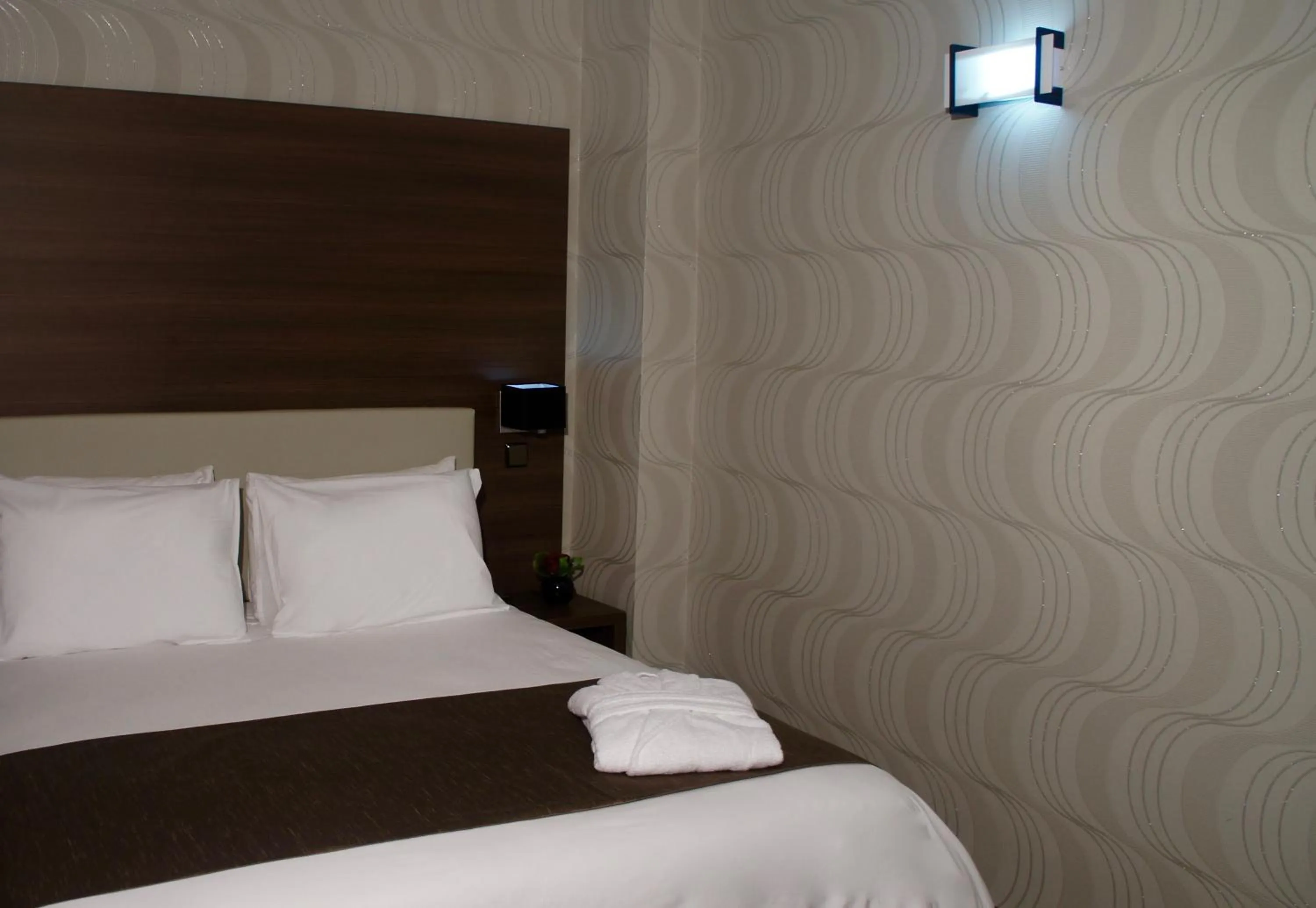 Bed in Al Khaima City Center