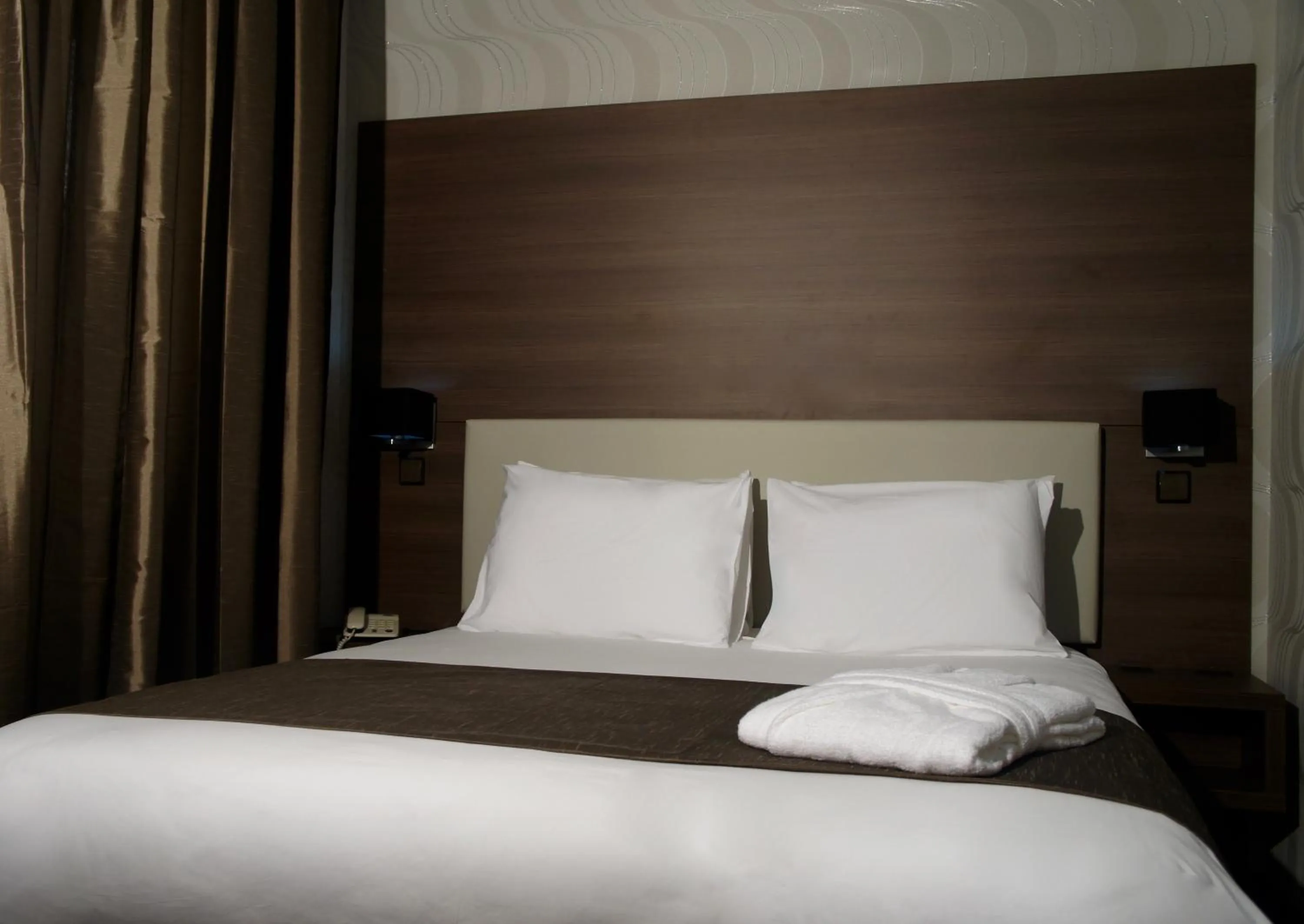 Bed in Al Khaima City Center