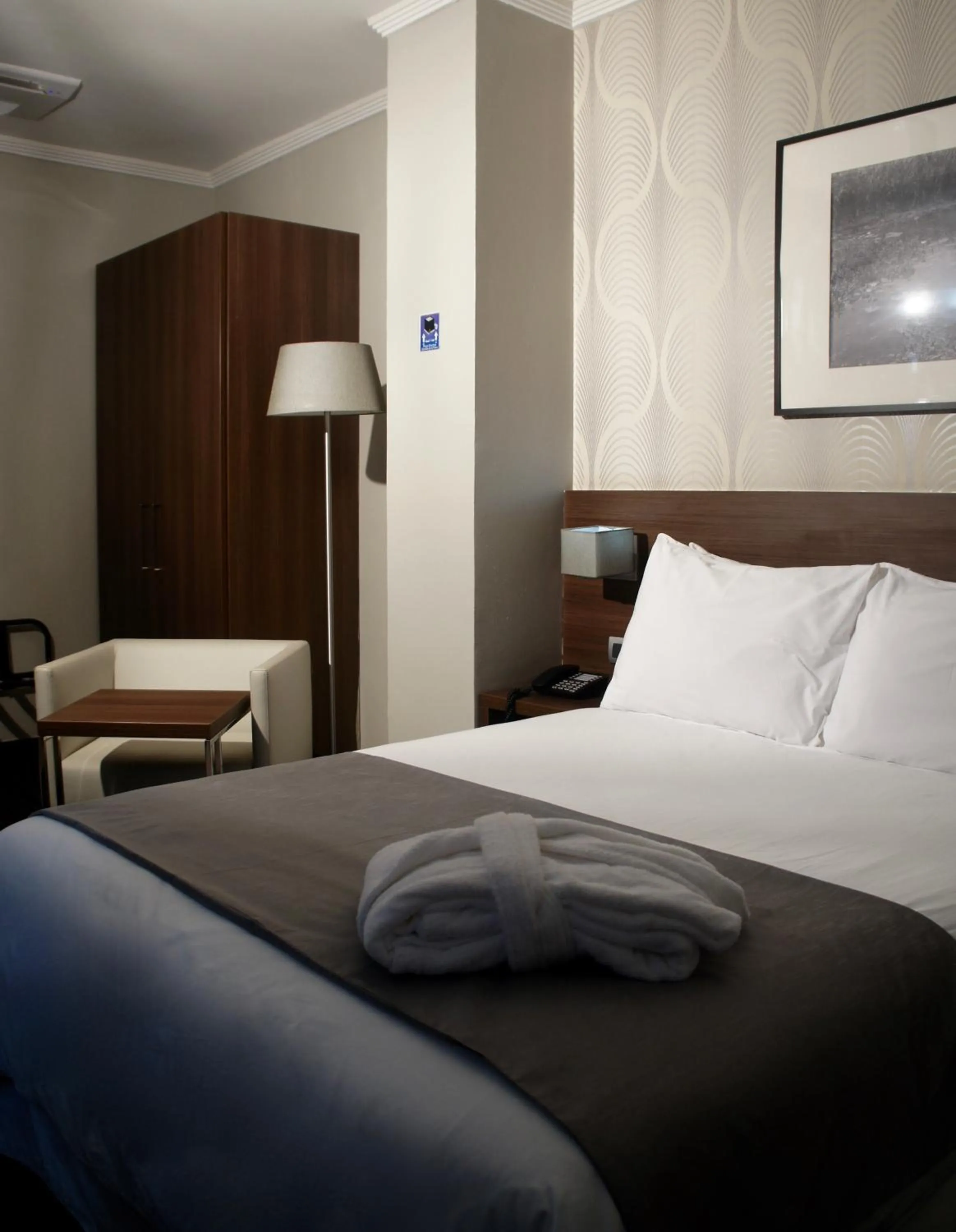 Bed in Al Khaima City Center