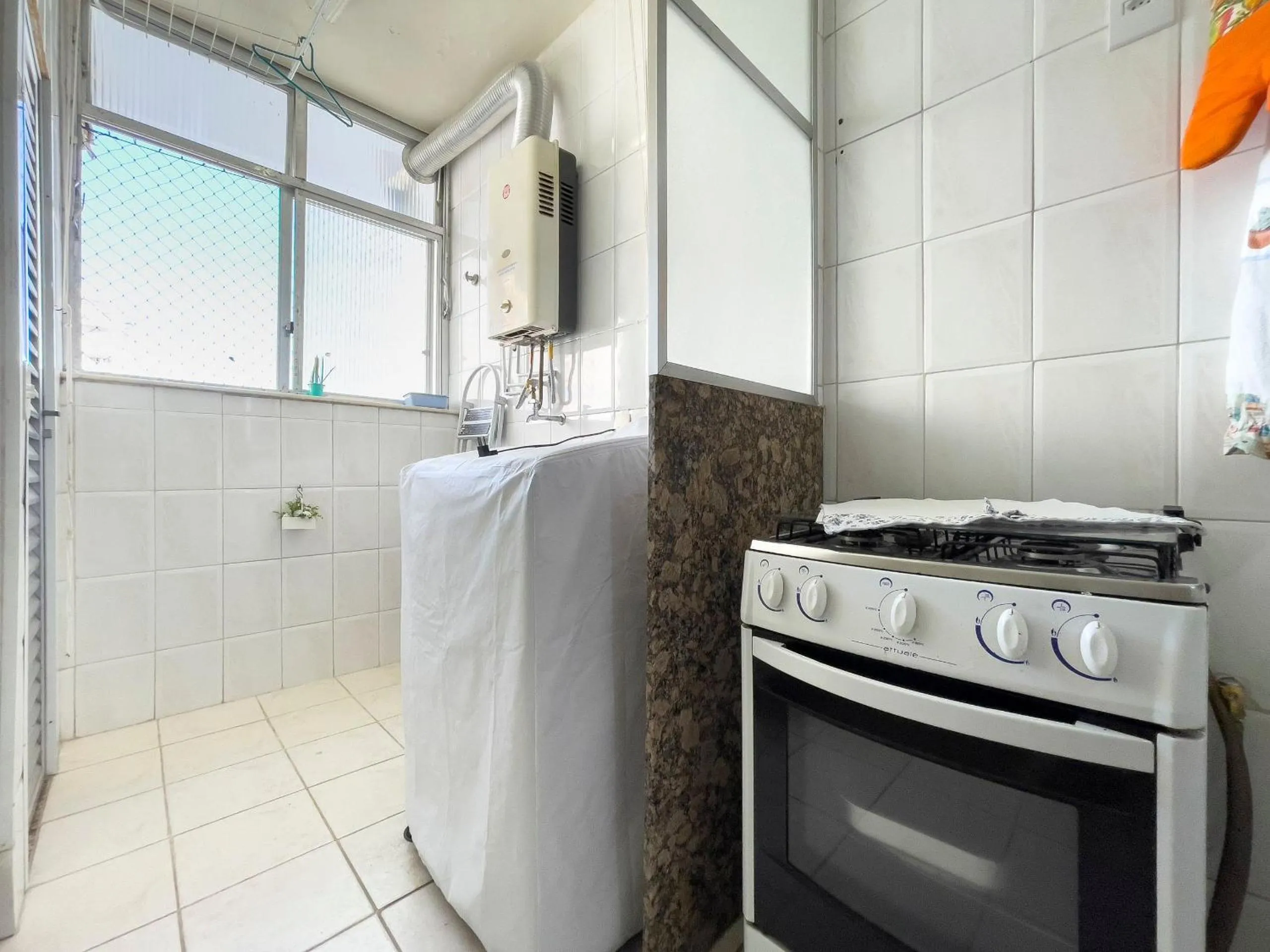 Kitchen or kitchenette in Descubra o Paraíso na Barra, Tudo ao Seu Alcance