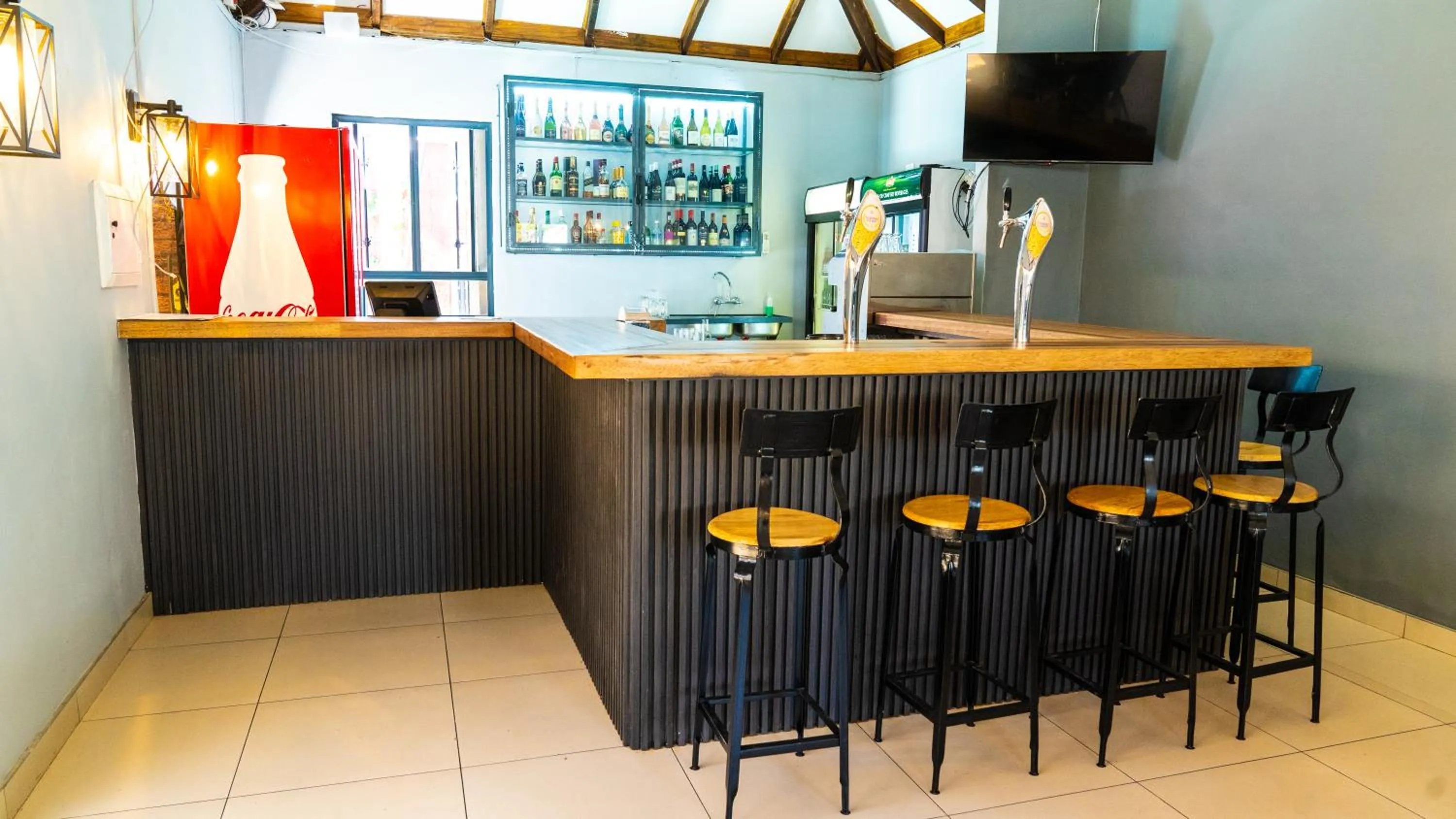 Lounge or bar in Windhoek Gardens Boutique Hotel