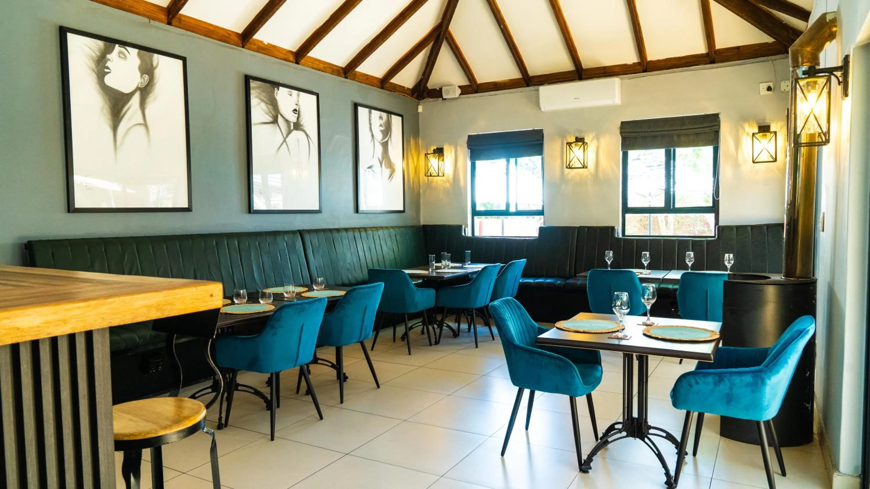 Restaurant/places to eat in Windhoek Gardens Boutique Hotel