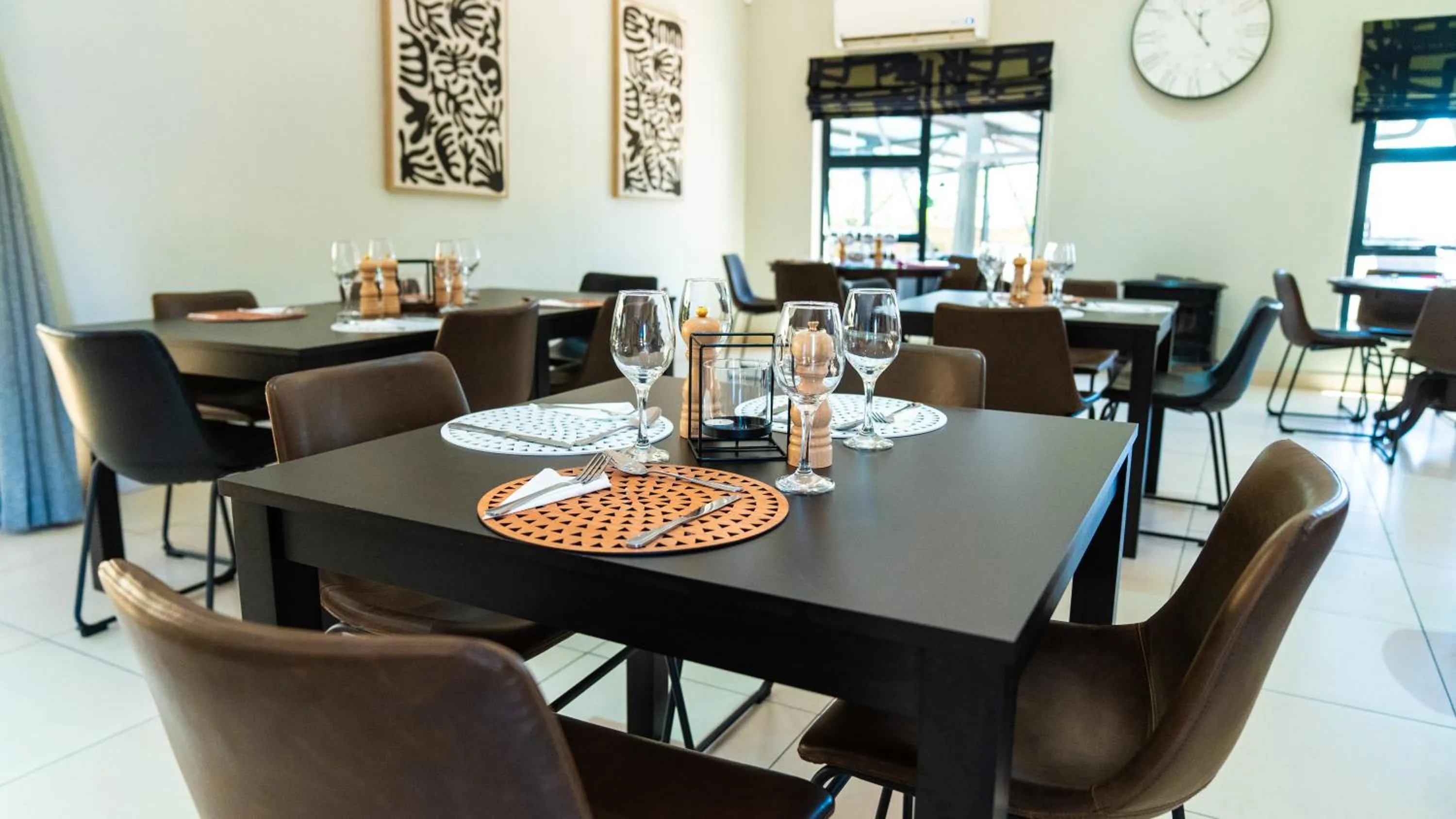 Restaurant/places to eat in Windhoek Gardens Boutique Hotel