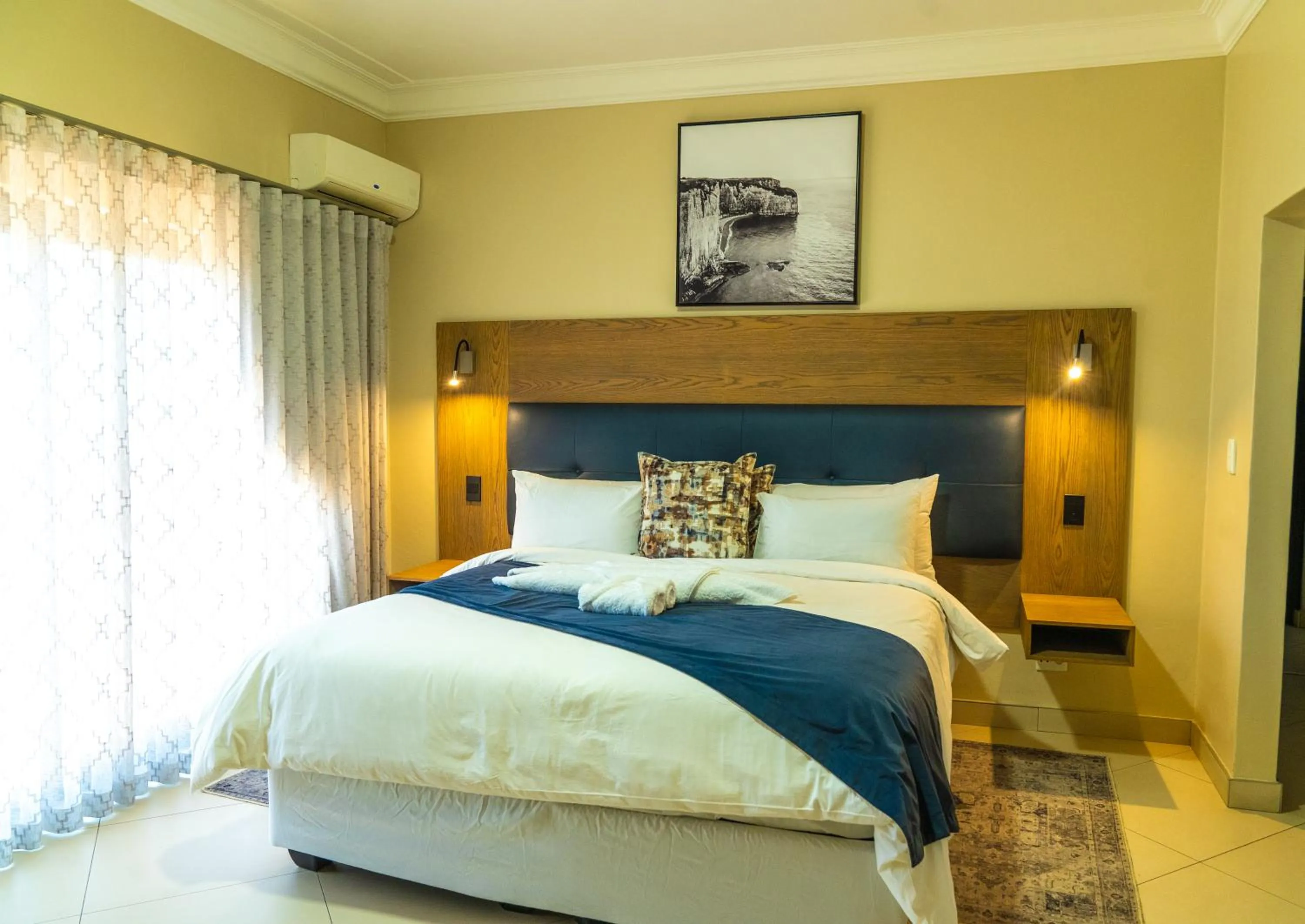 Bedroom, Bed in Windhoek Gardens Boutique Hotel