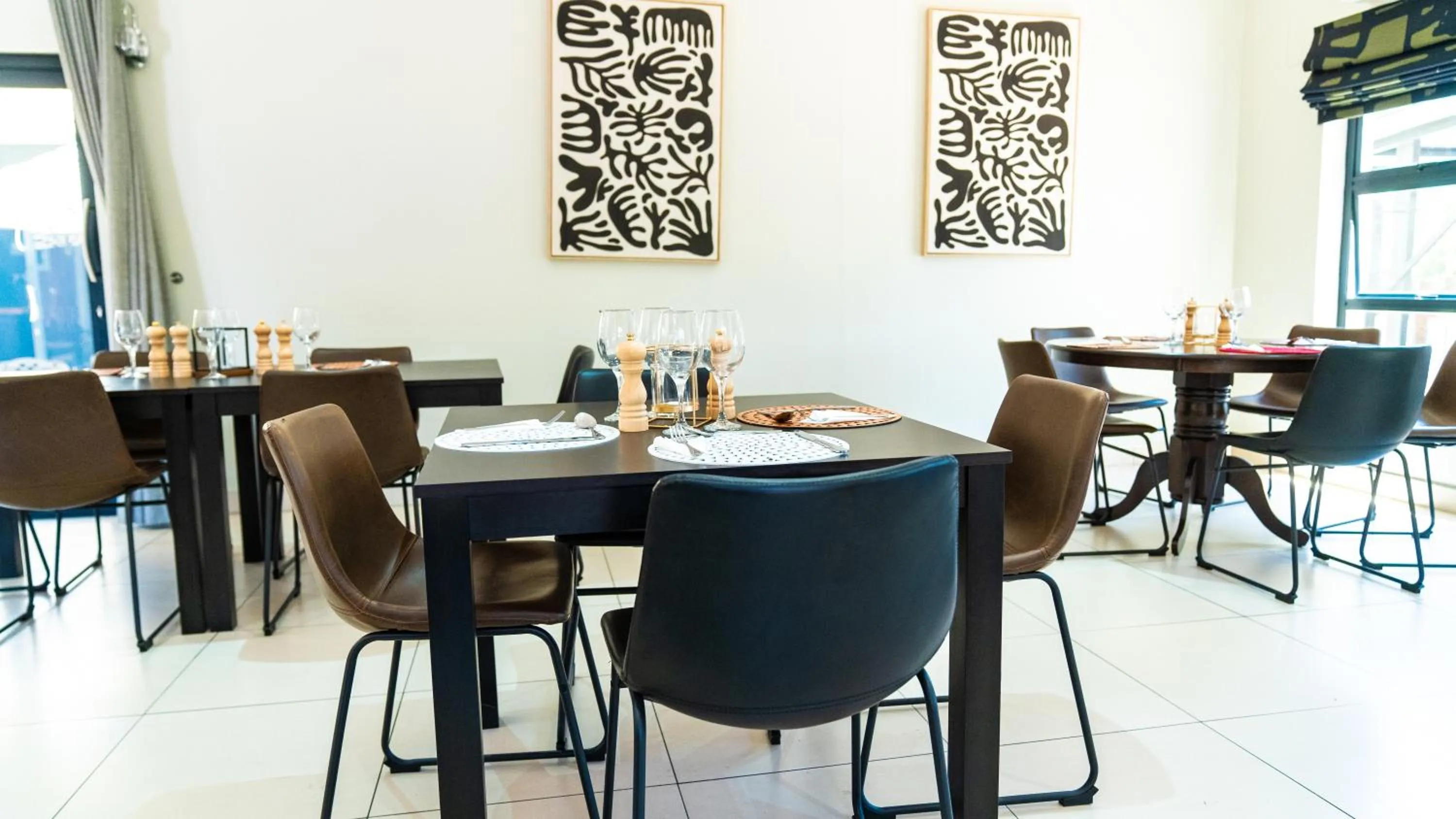 Restaurant/places to eat in Windhoek Gardens Boutique Hotel