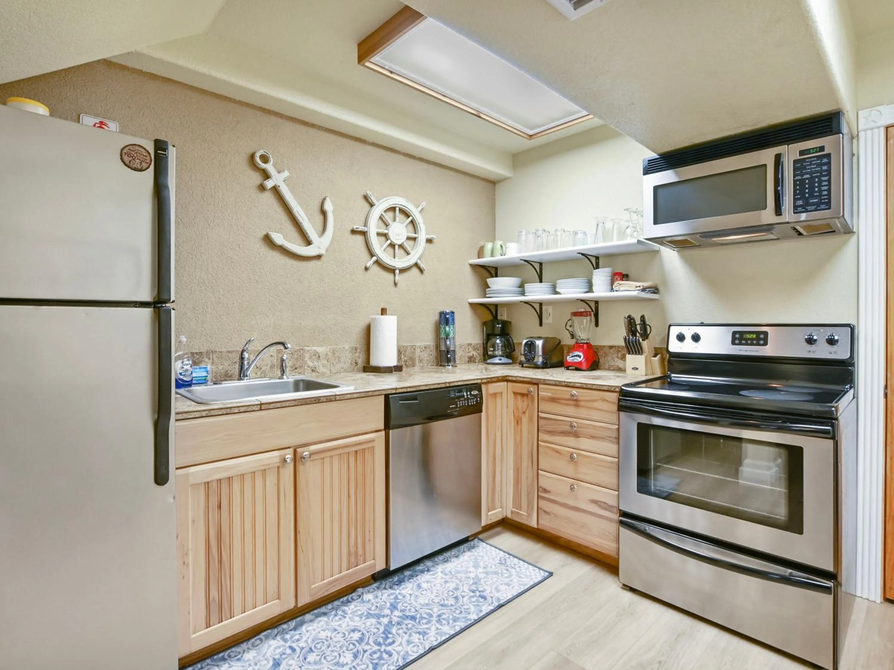 Canyon Lake Condos at Stillwater Ranch