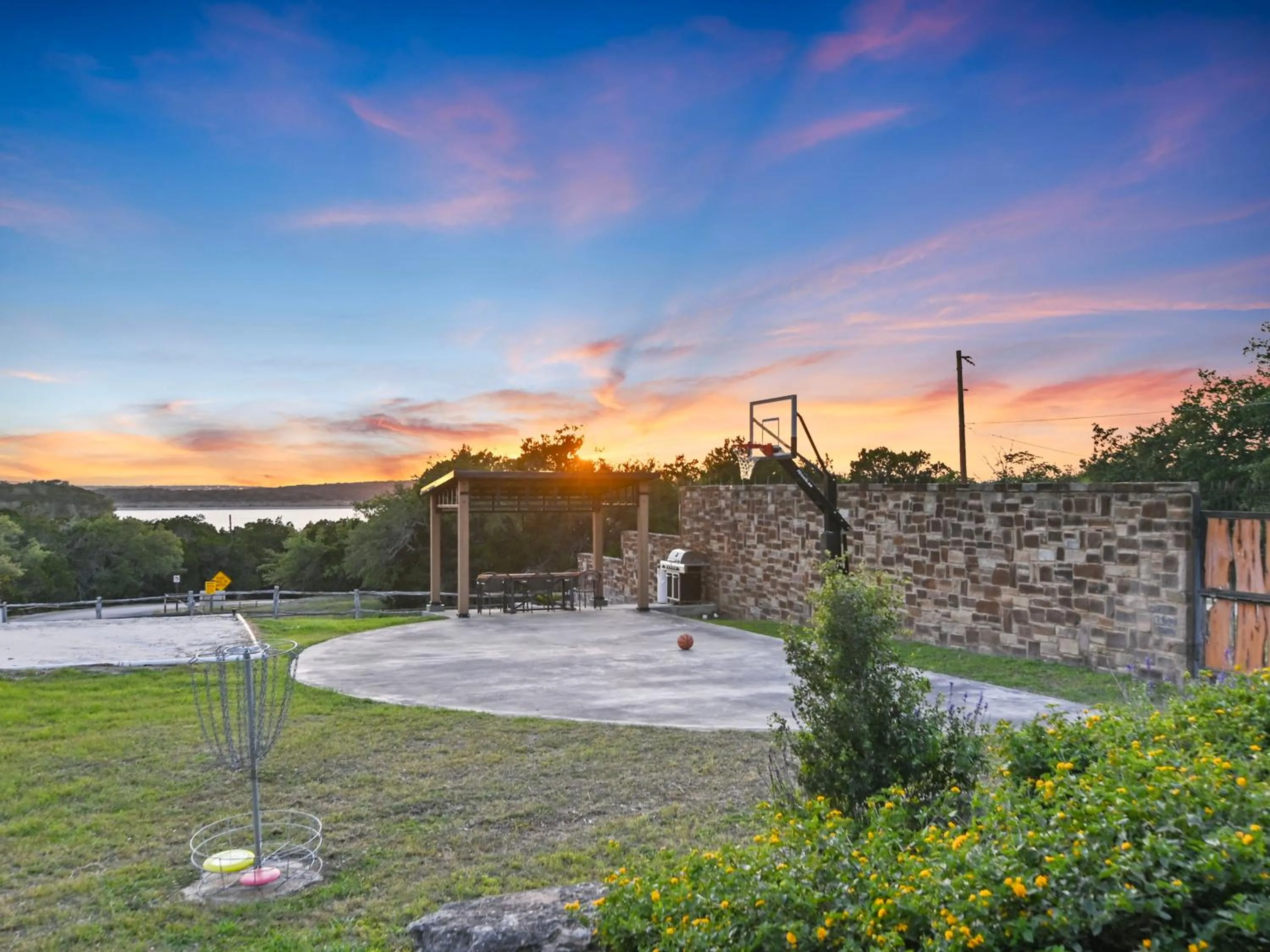 Canyon Lake Condos at Stillwater Ranch