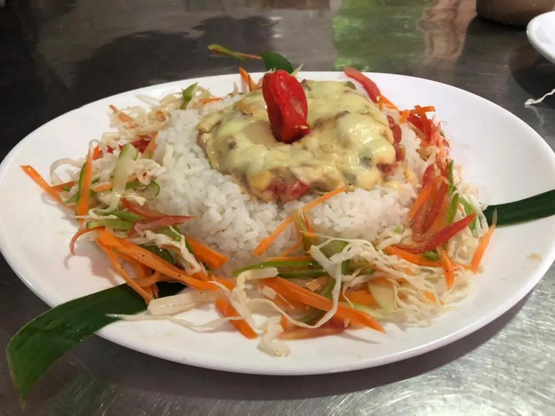 Food in Tamani Villas