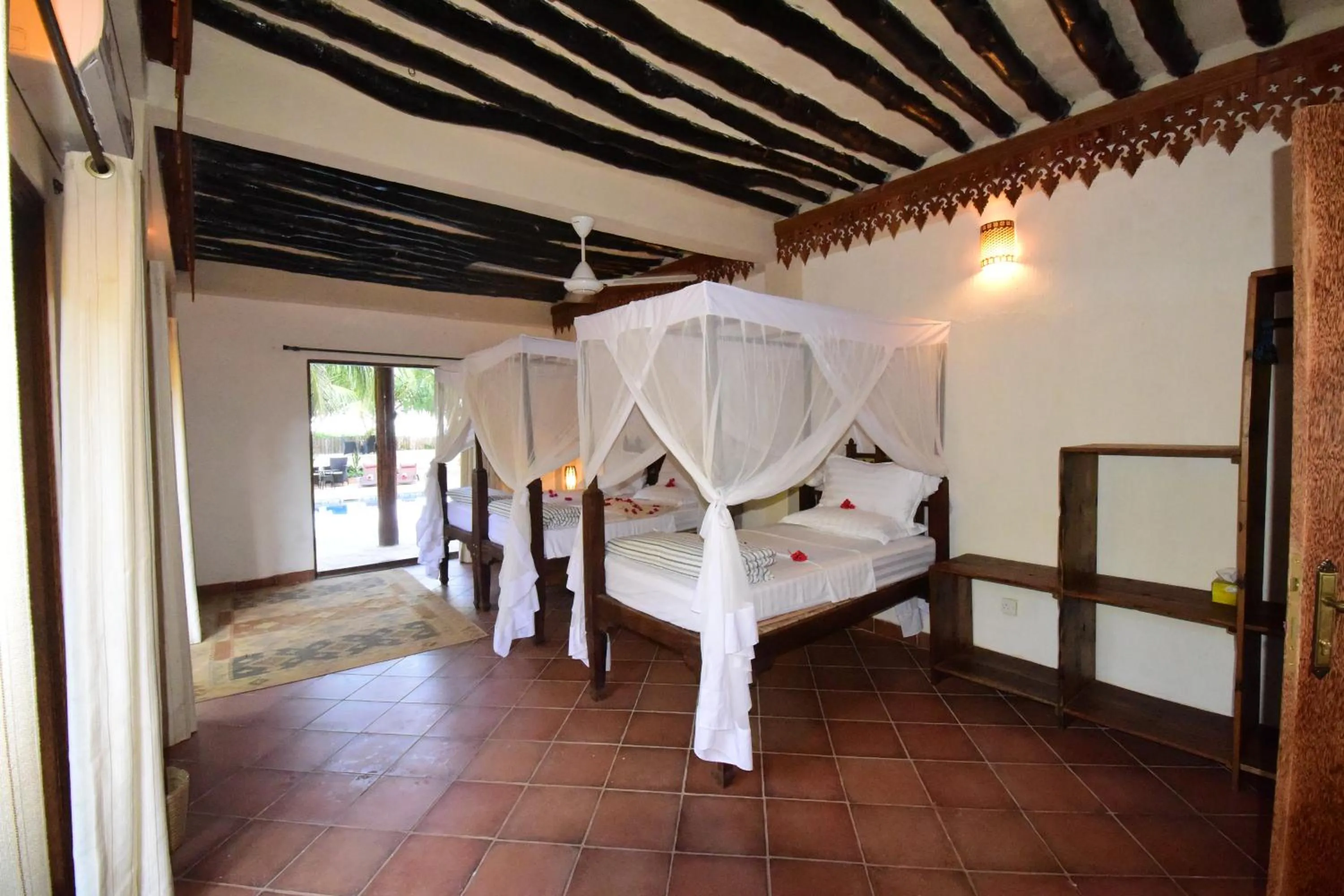 Photo of the whole room in Tamani Villas