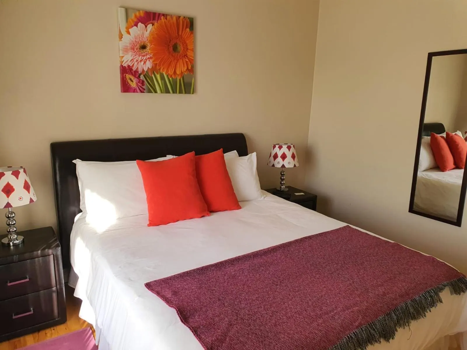 Bedroom, Bed in Ringwood Villa