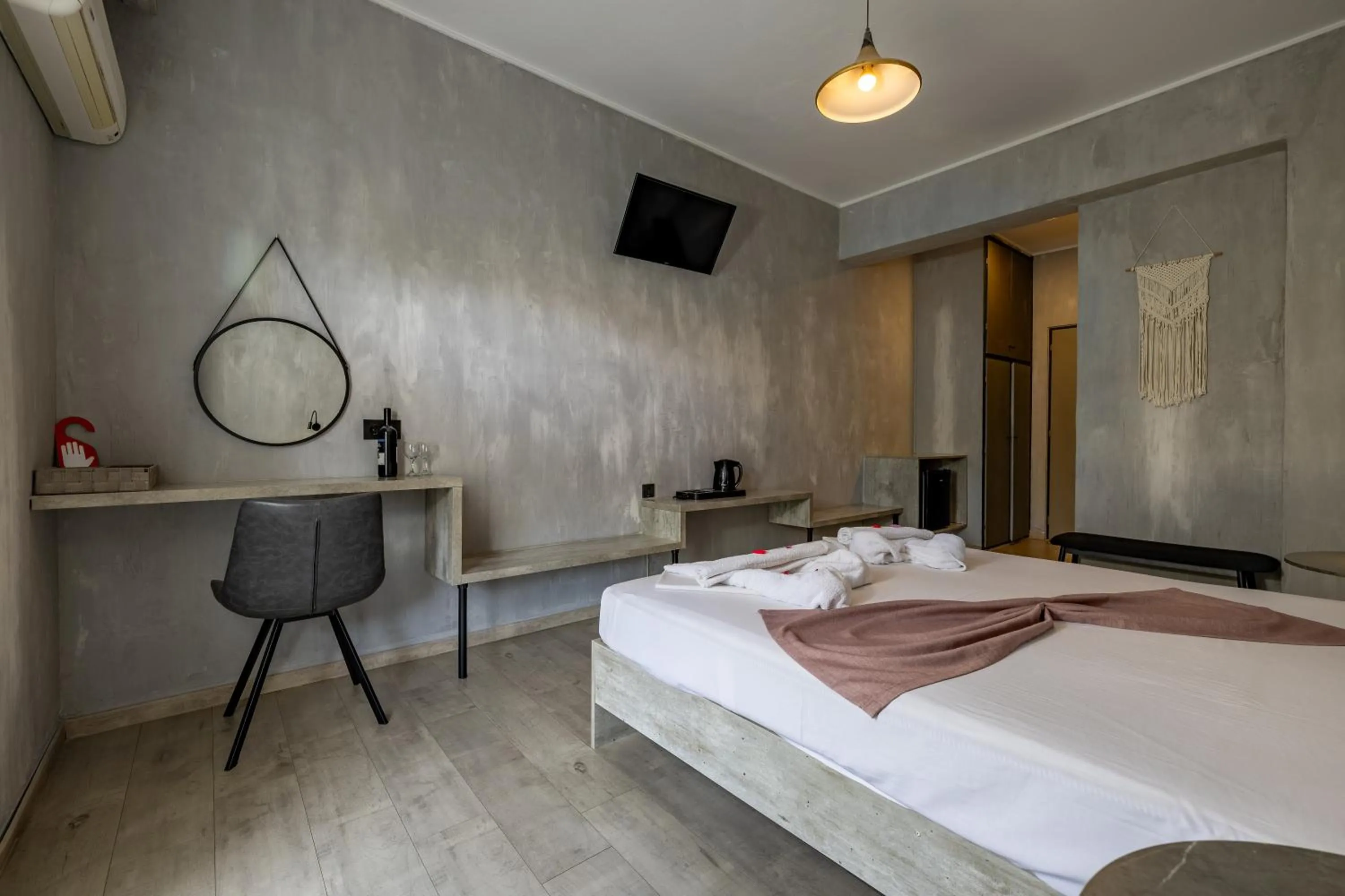 Bedroom in California Beach Hotel - Adults Only