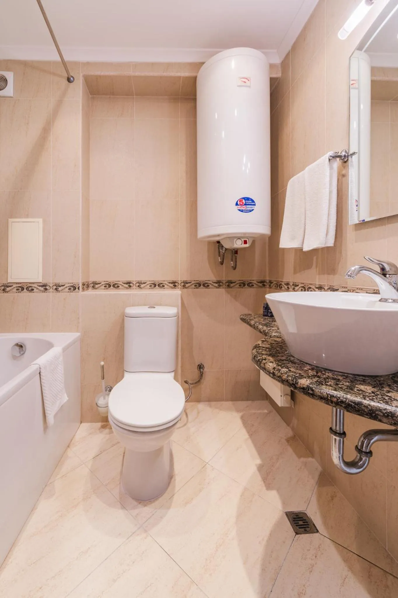 Toilet in ApartComplex Splendid