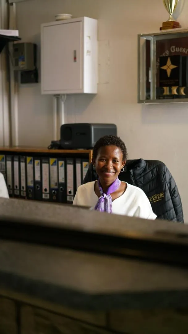 Staff in Scenery Guesthouse Stadium