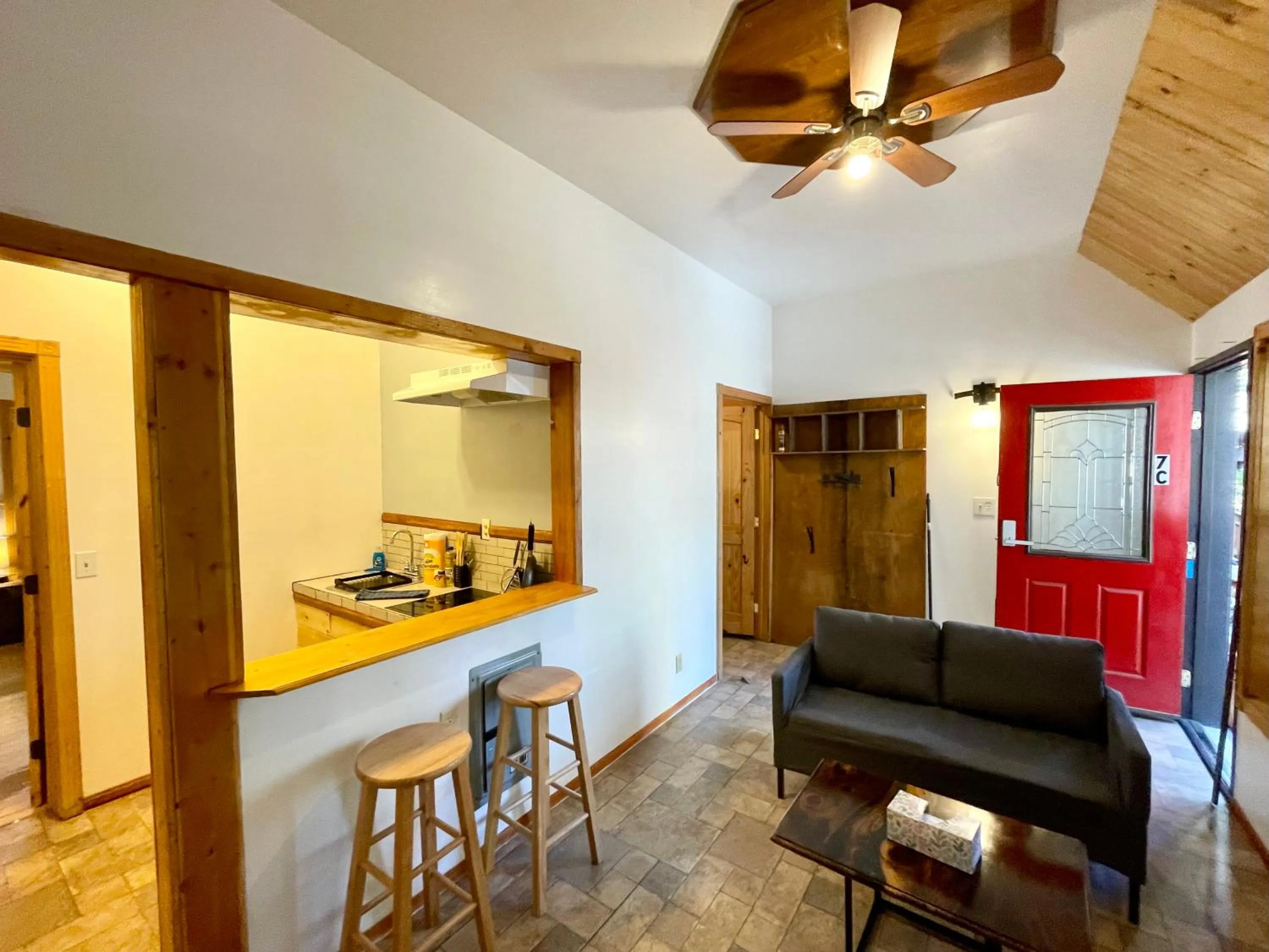 Kitchen or kitchenette in Boulder Bay Cottages