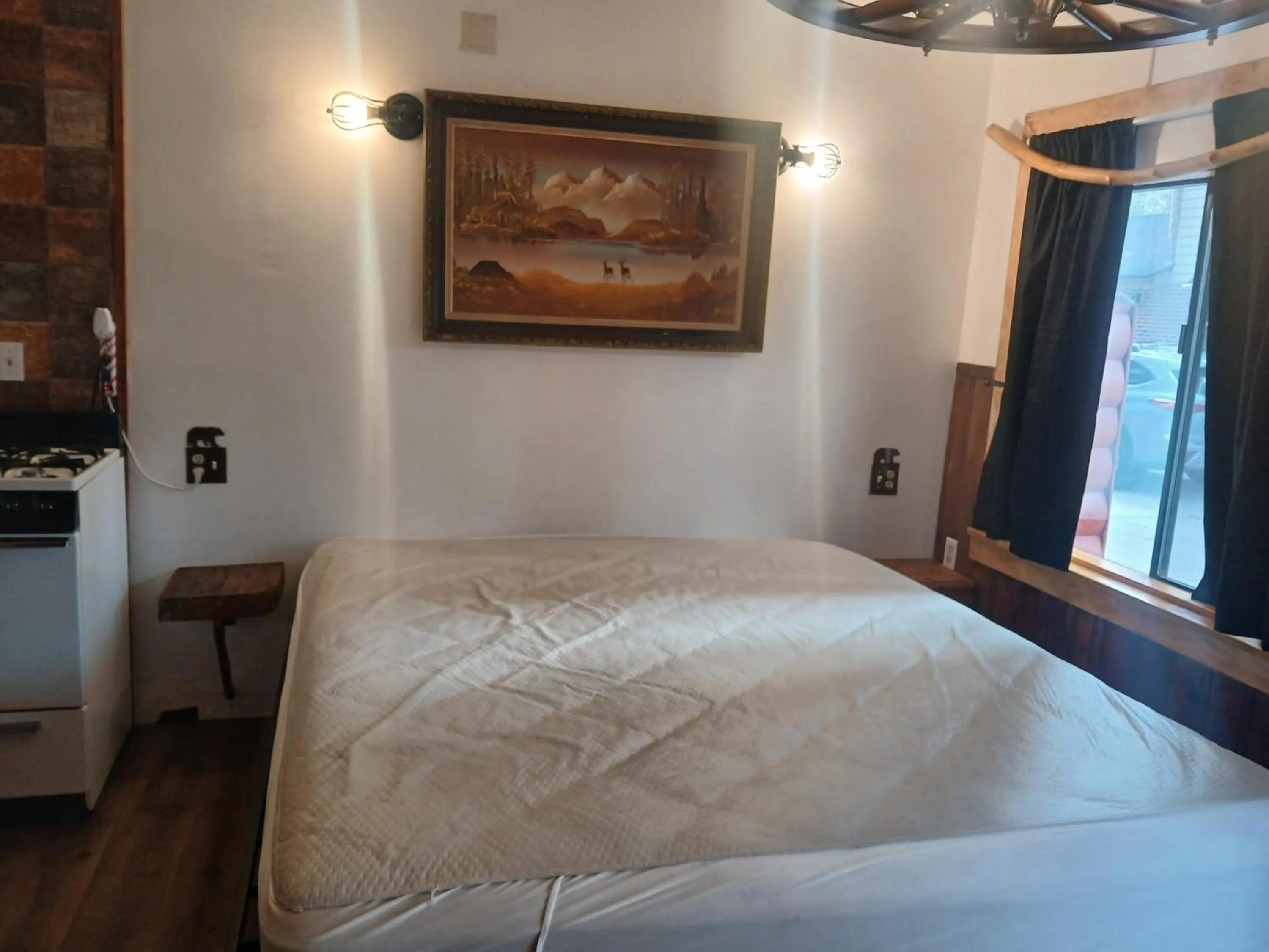 Bed in Boulder Bay Cottages