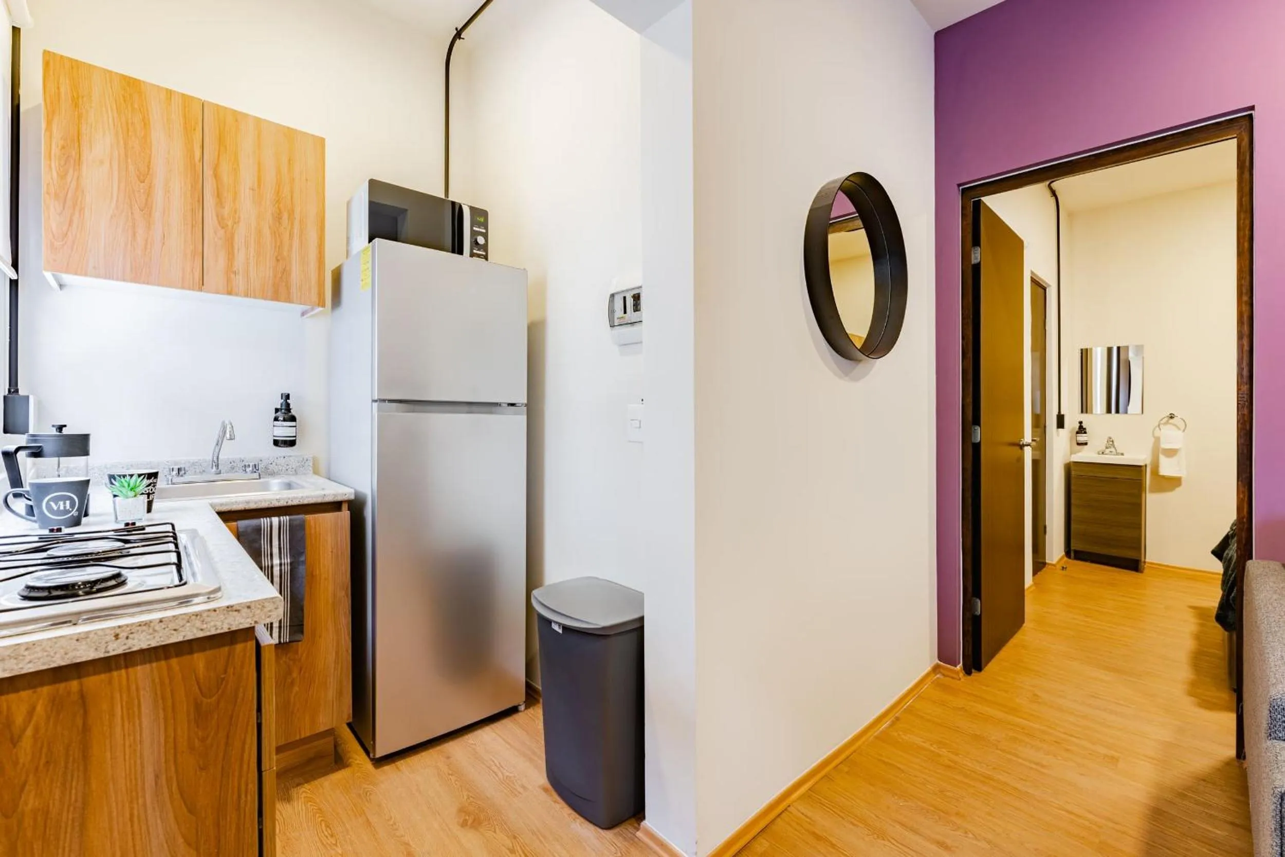 Kitchen or kitchenette in Mariano Escobedo Apartments by VH