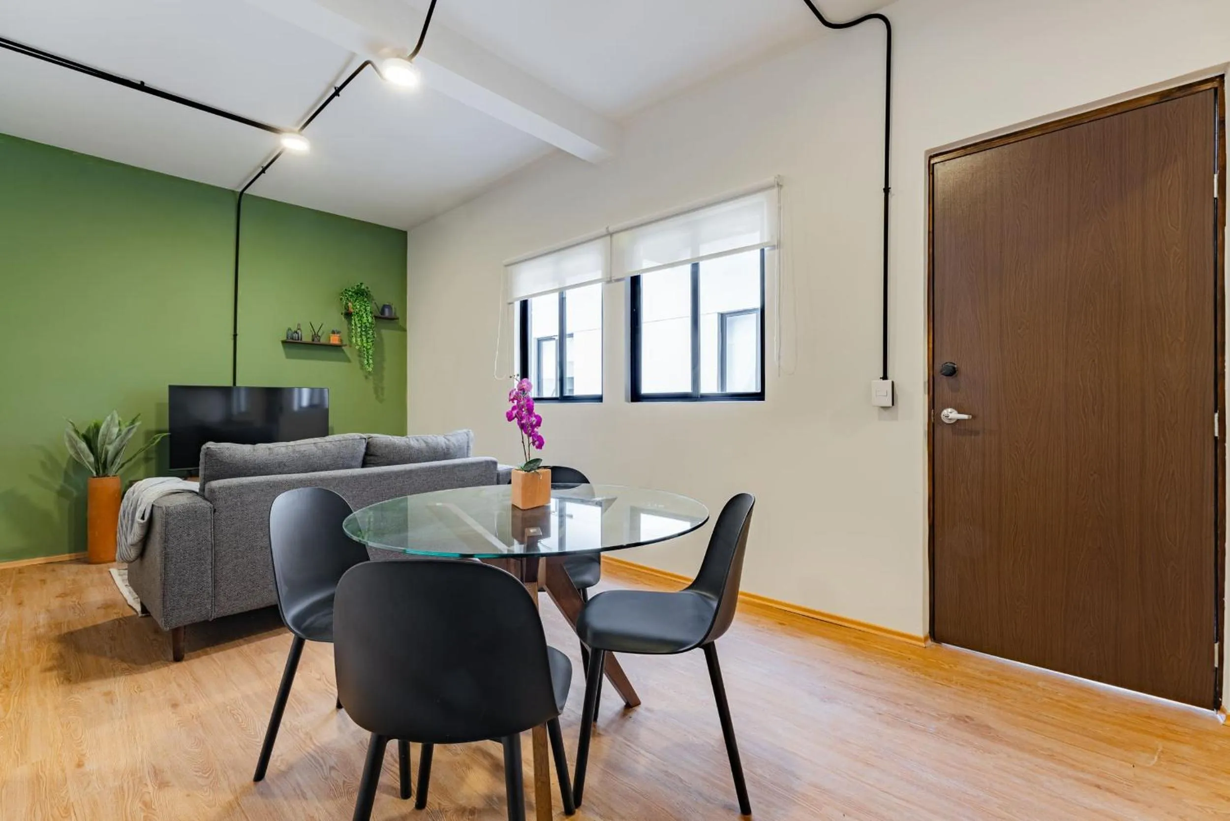 Living room in Mariano Escobedo Apartments by VH