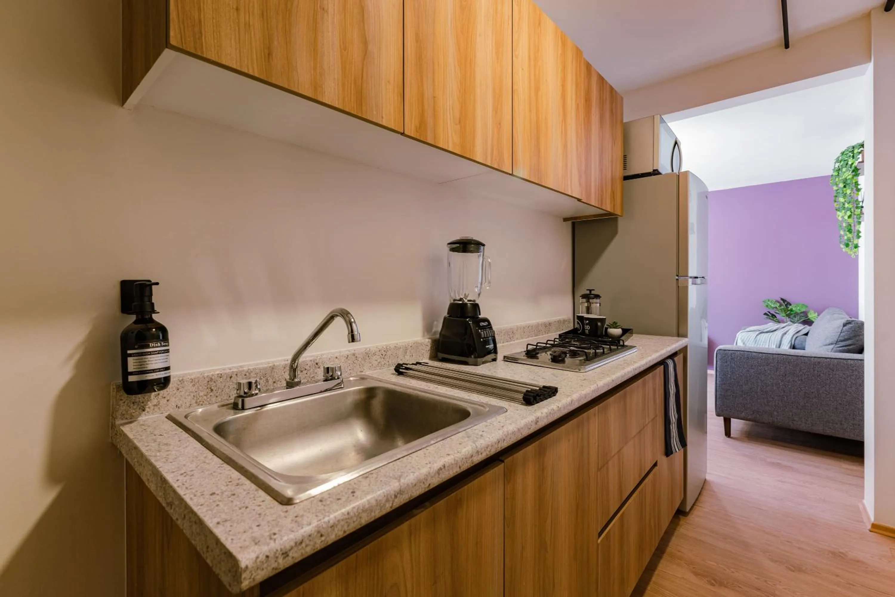 Kitchen or kitchenette in Mariano Escobedo Apartments by VH