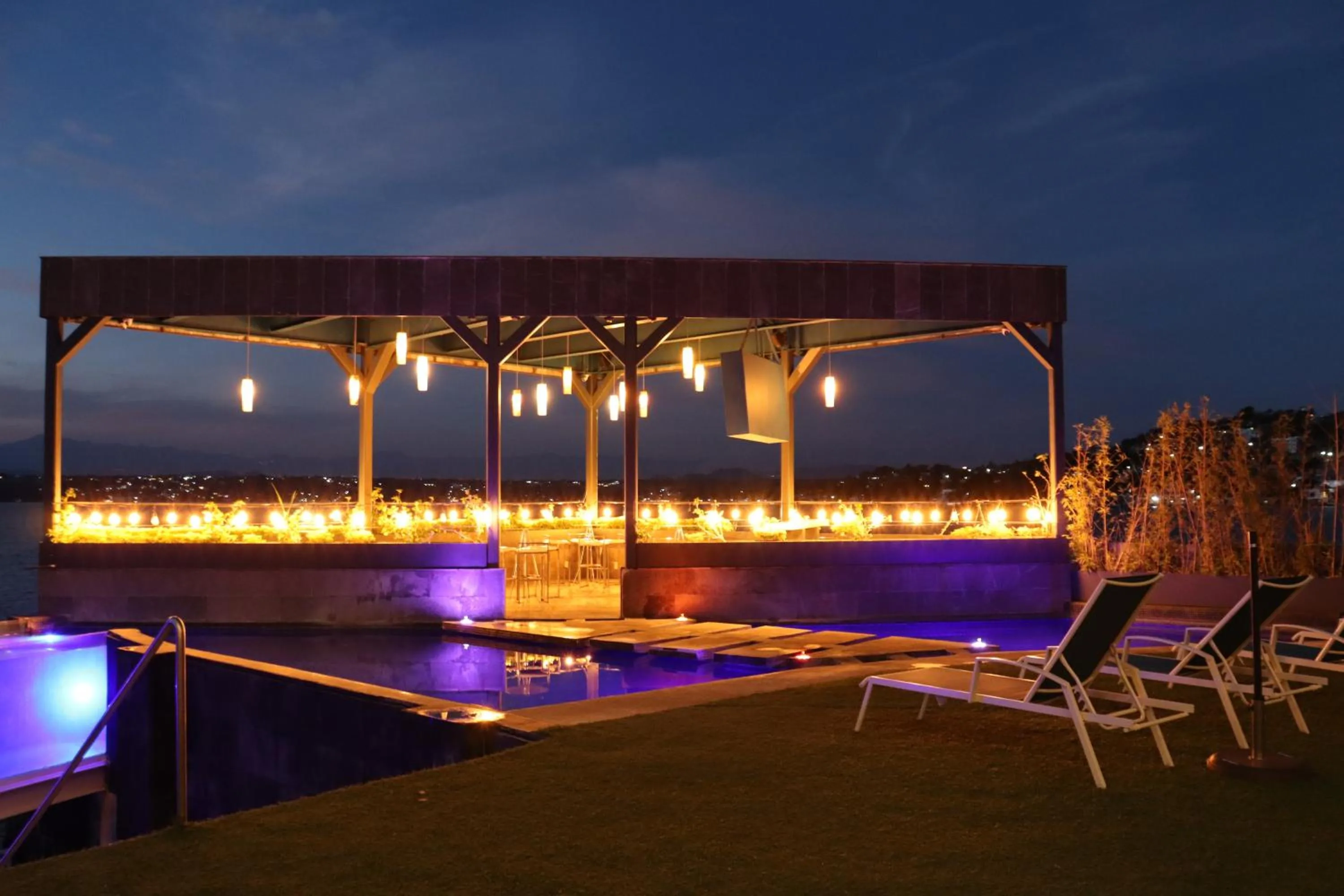 Night in Vlú Hotel Tequesquitengo