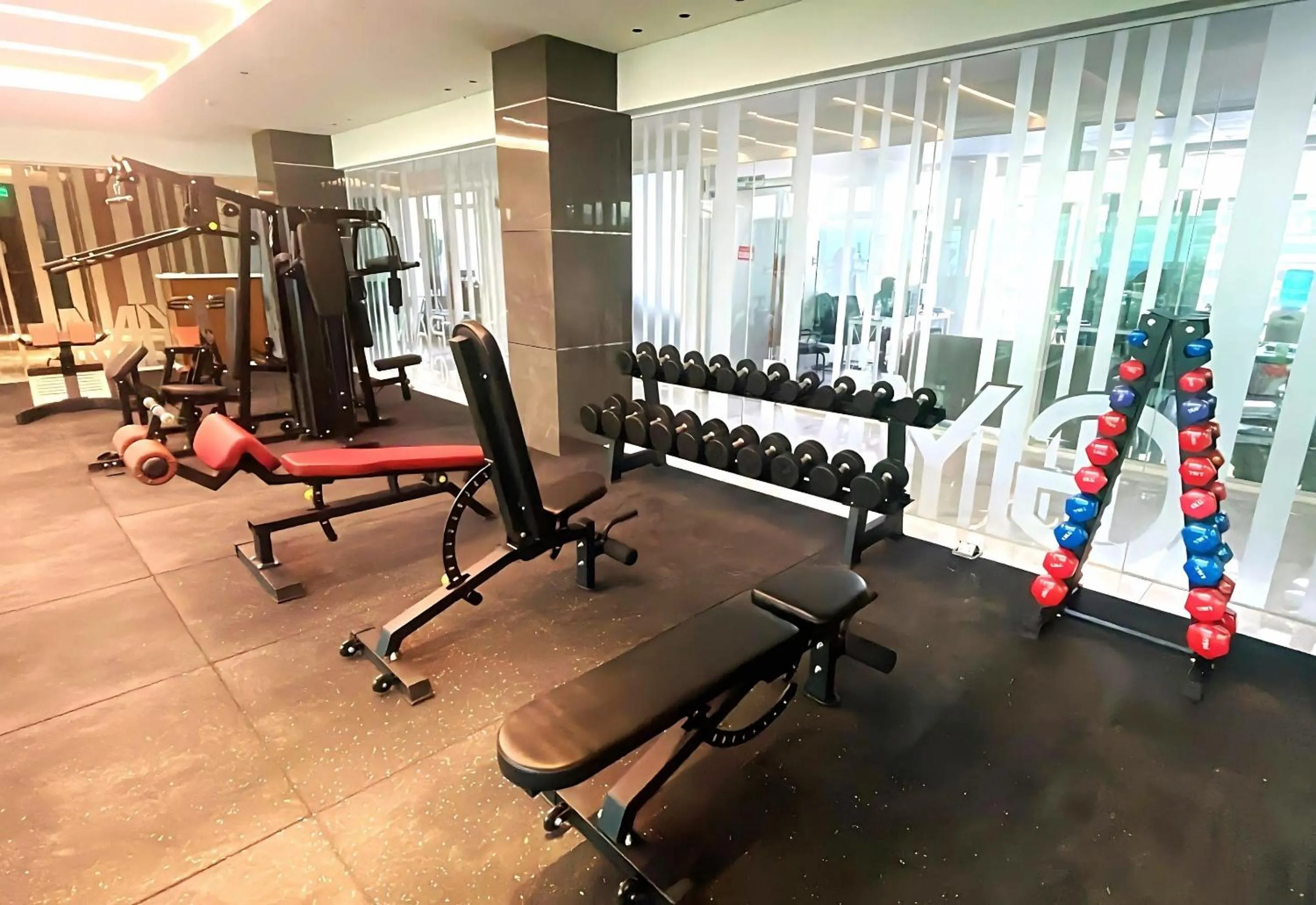 Fitness centre/facilities in Hayat Sky Towers