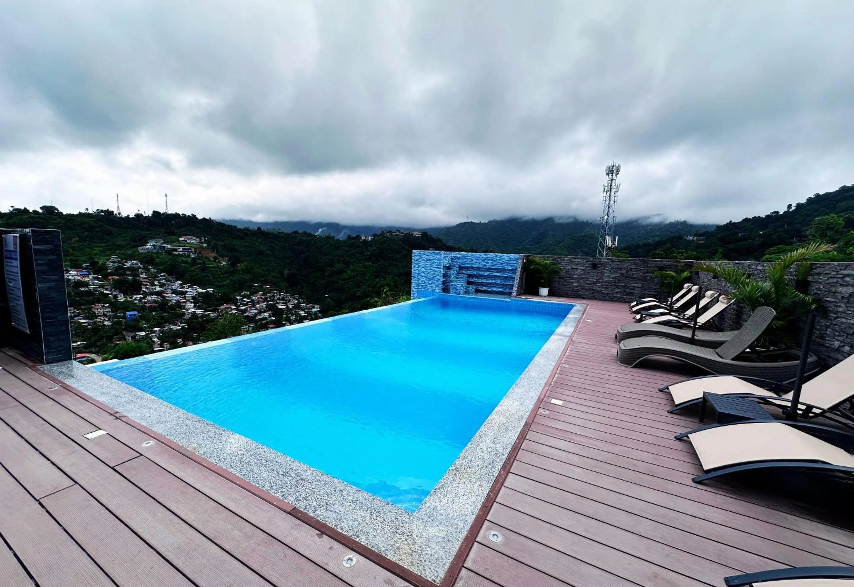 Mountain view in Hayat Sky Towers