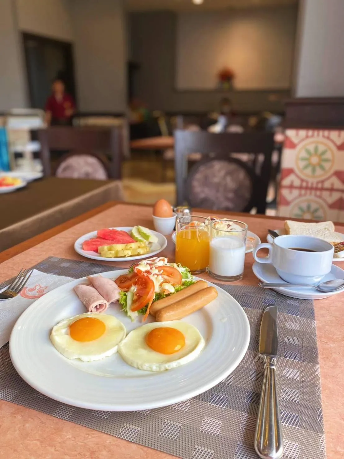 Breakfast in Mayflower Grande Suite Hotel