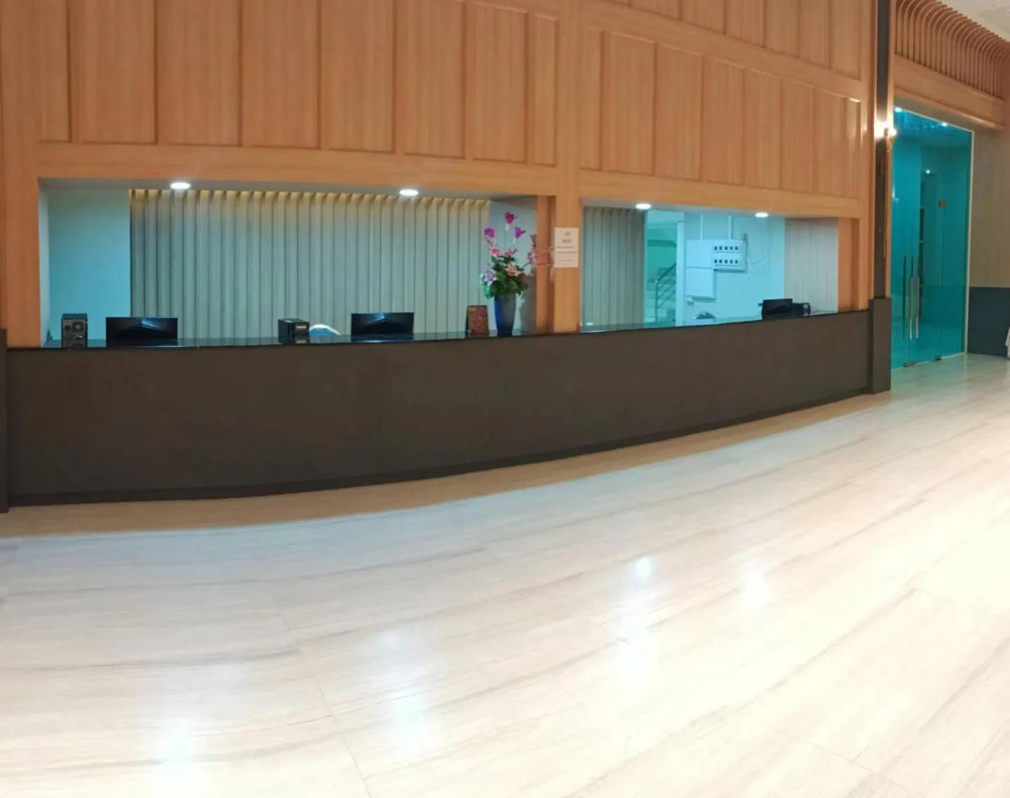 Lobby or reception in Mayflower Grande Suite Hotel