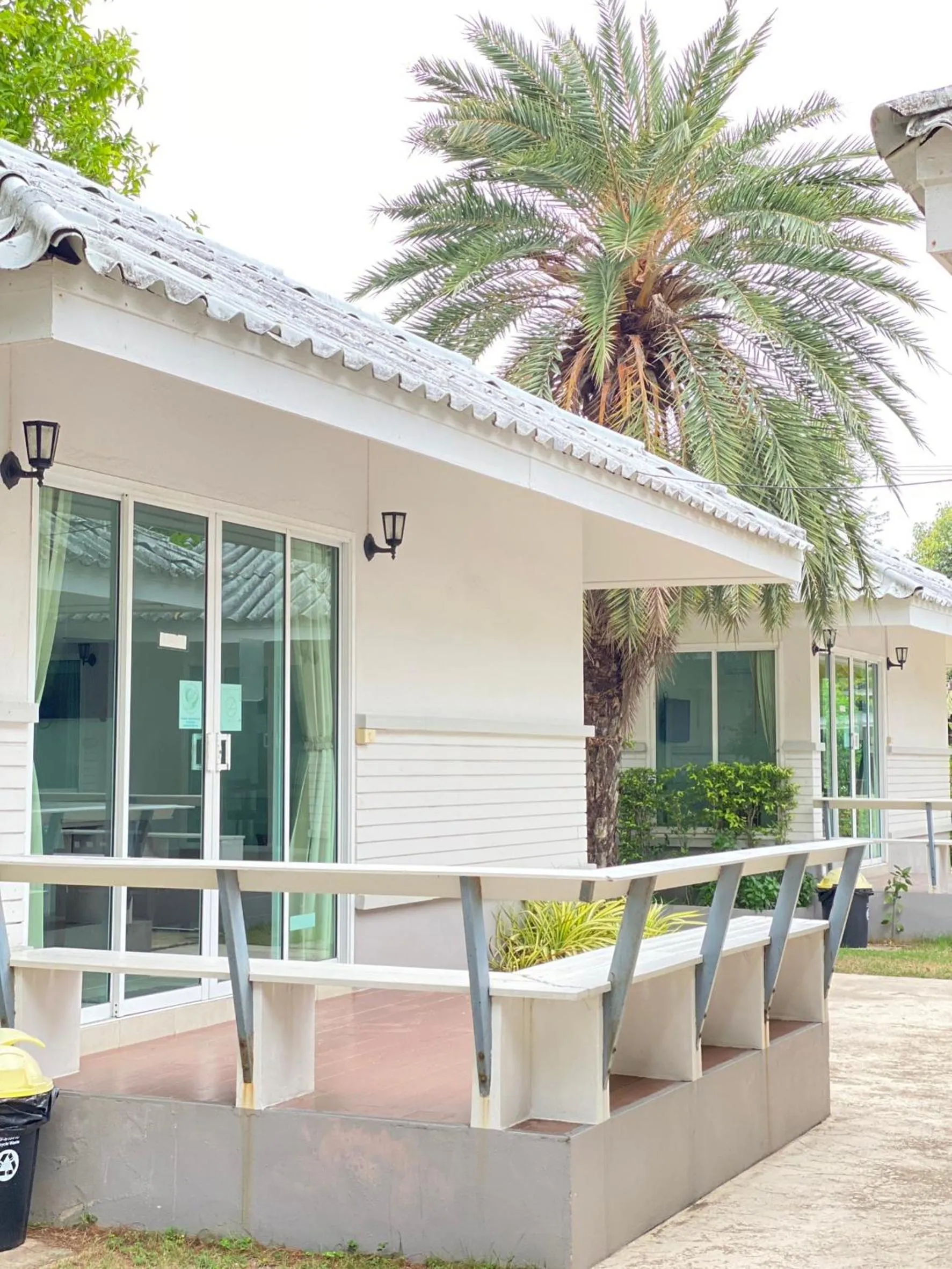 Balcony/Terrace in Laemsing Natural Beach Resort
