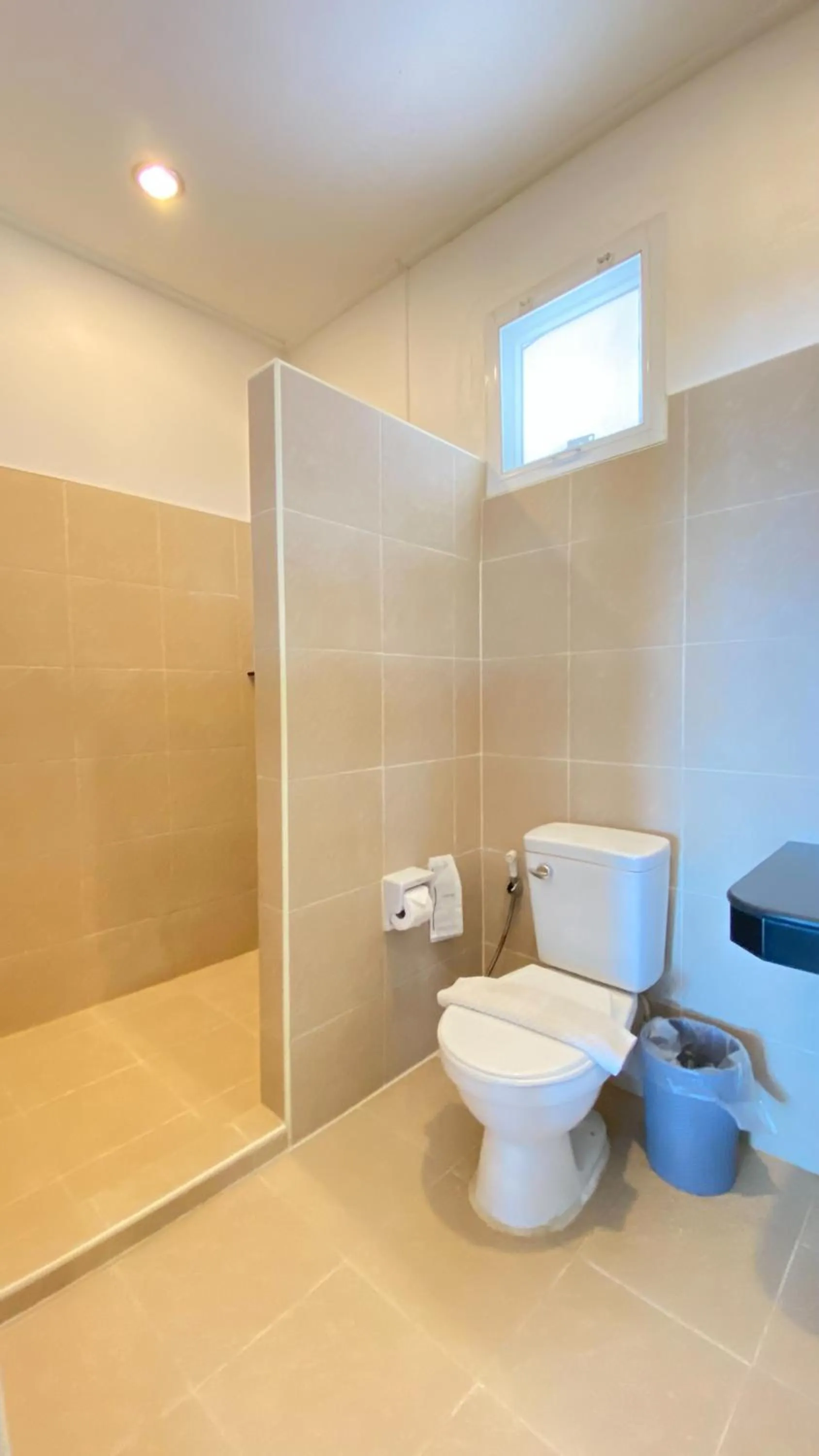 Bathroom in Laemsing Natural Beach Resort