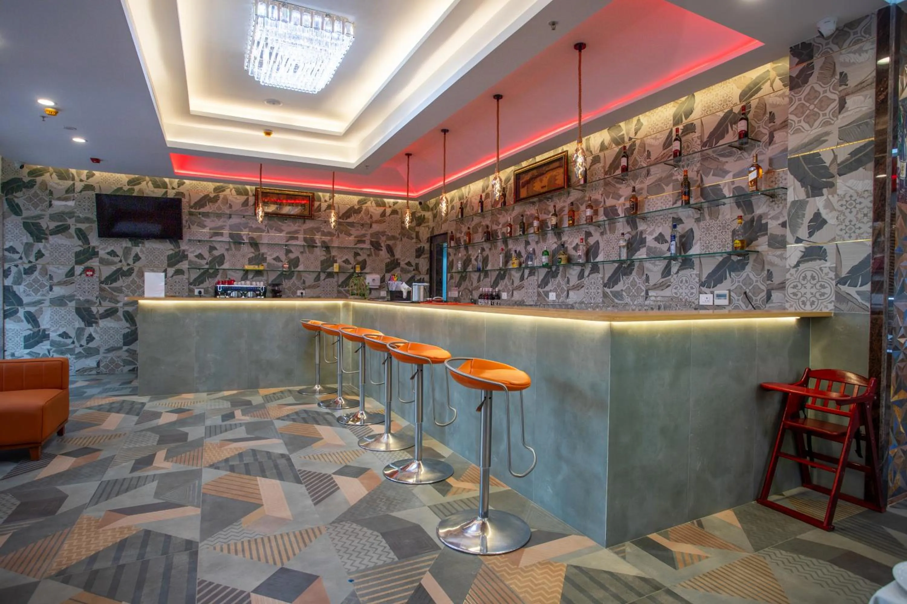 Lounge or bar in The Avenue Grand