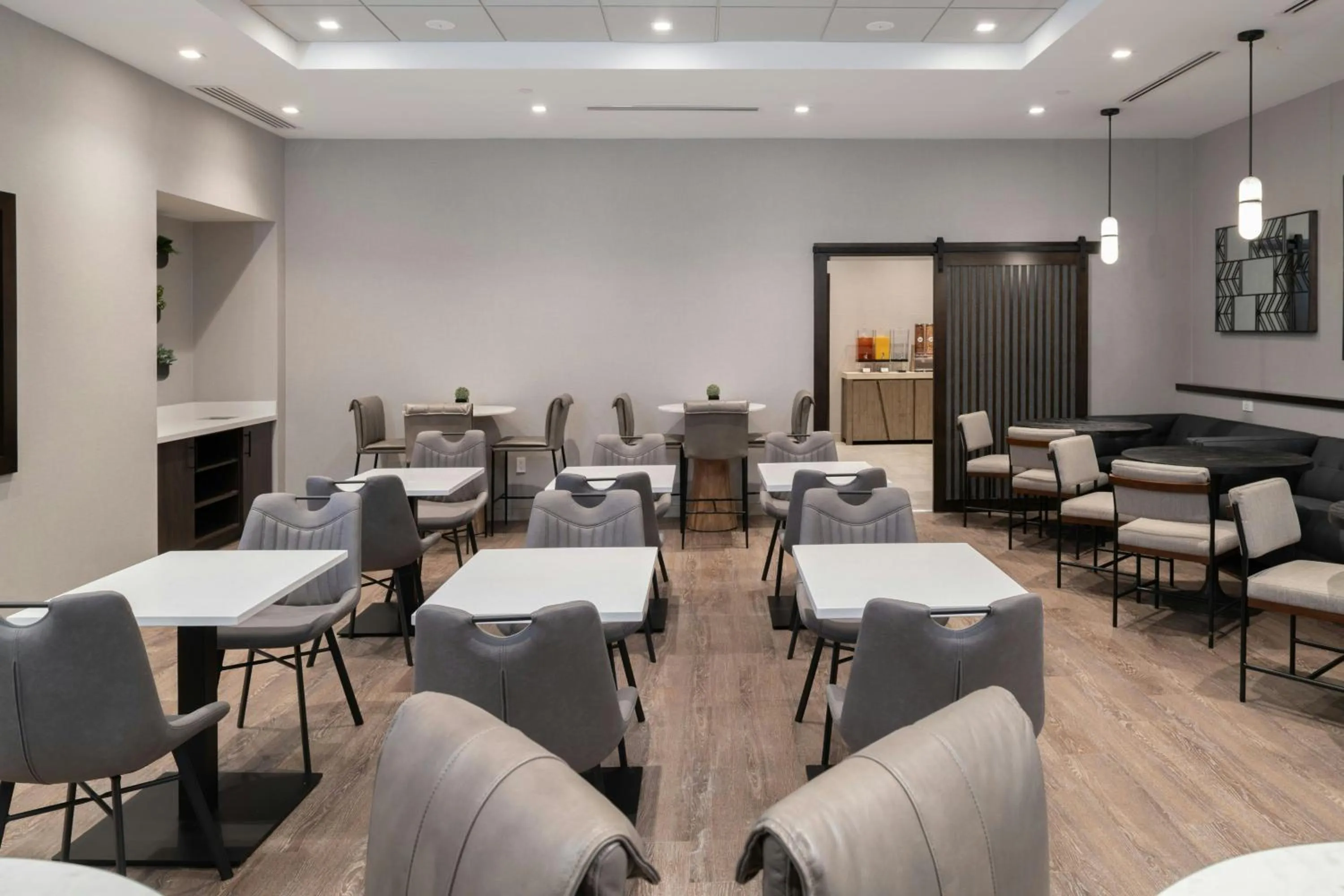 Breakfast in Fairfield by Marriott Inn & Suites Framingham