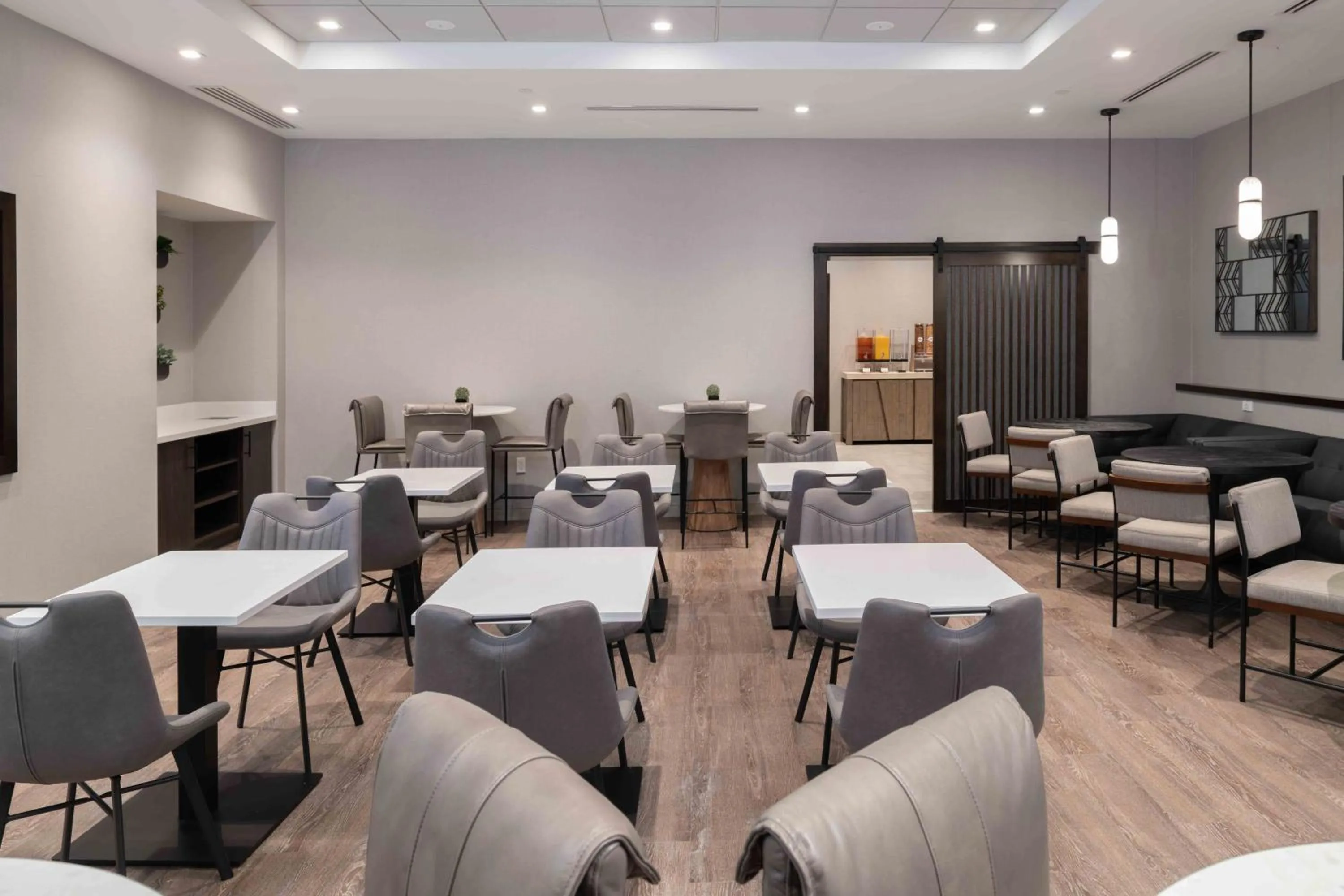 Breakfast in Fairfield by Marriott Inn & Suites Framingham