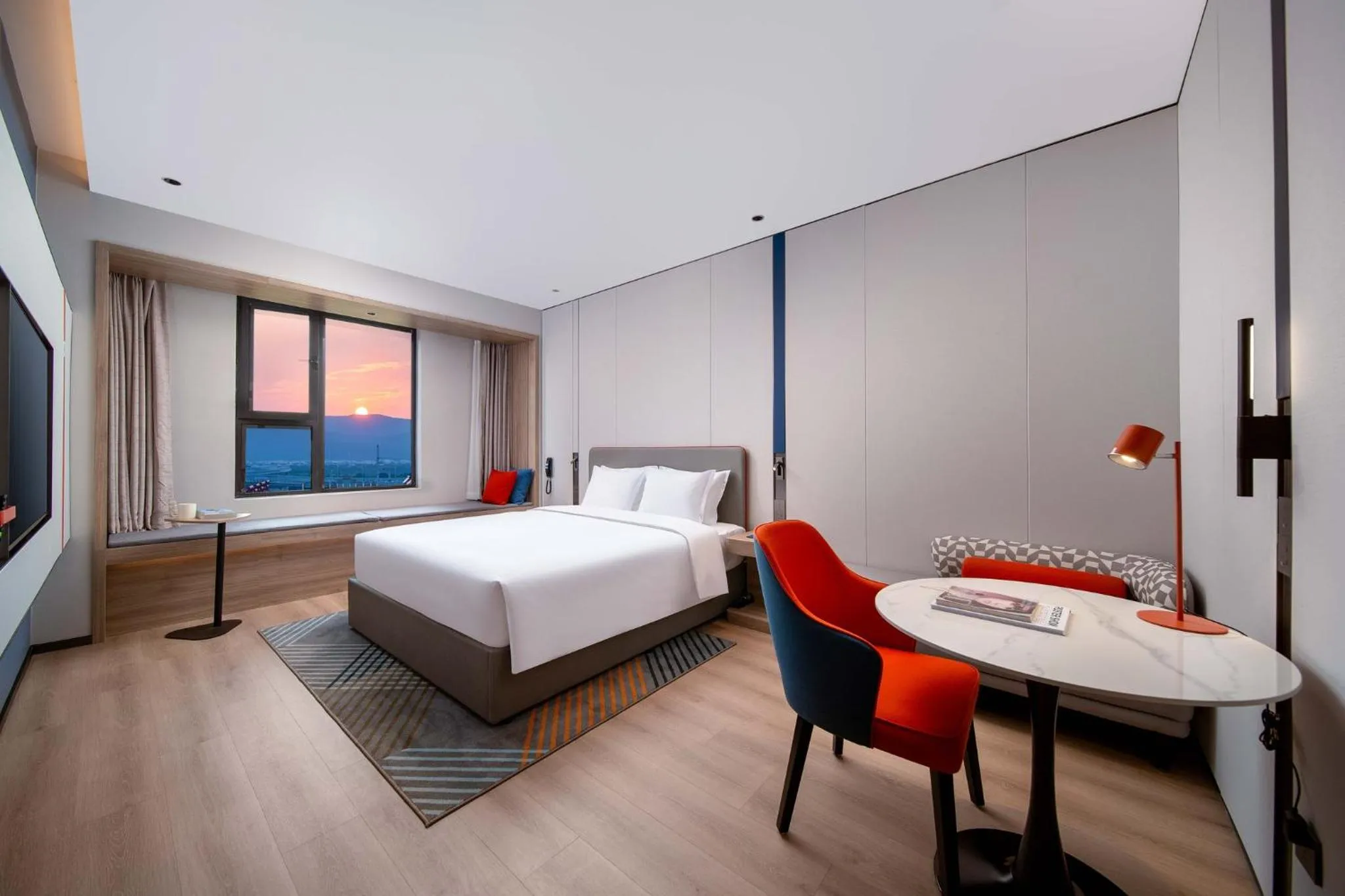 Photo of the whole room, Bed in Holiday Inn Express Suzhou Shihu University Town