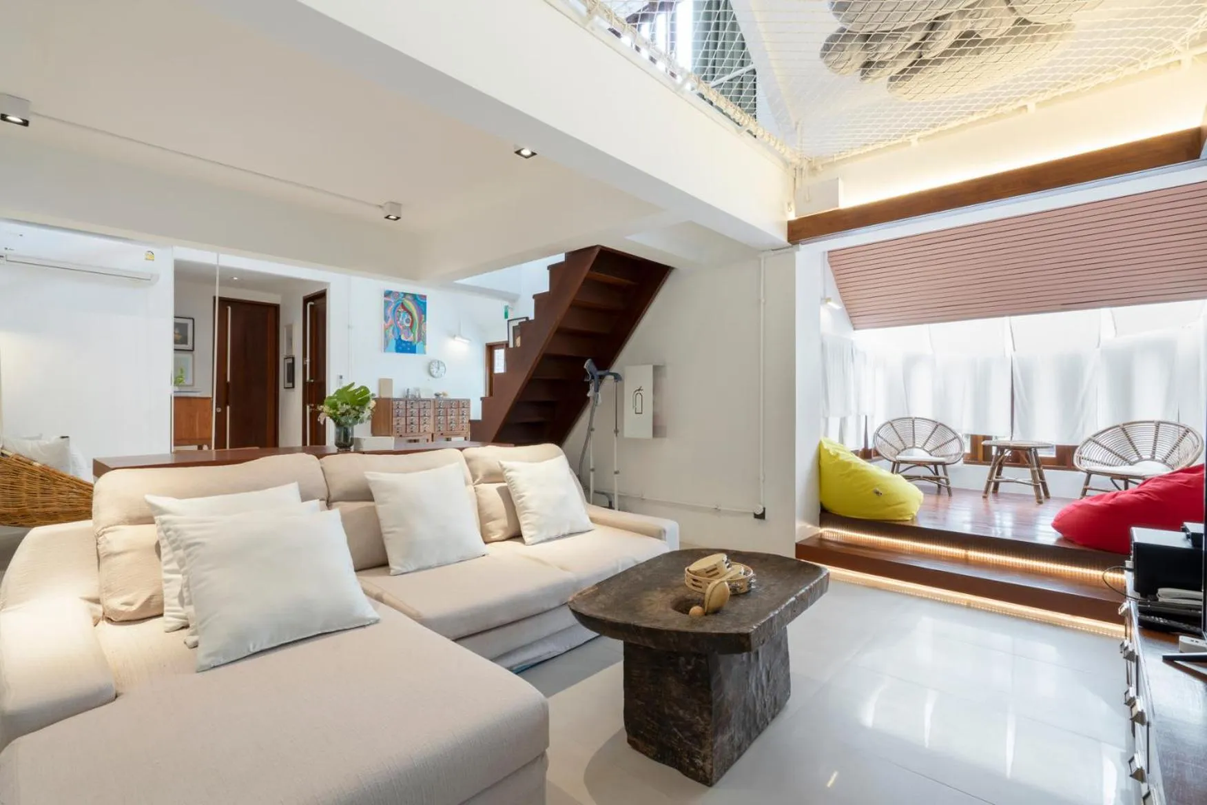 Living room in Phrip Phri Luxury Pool Villas
