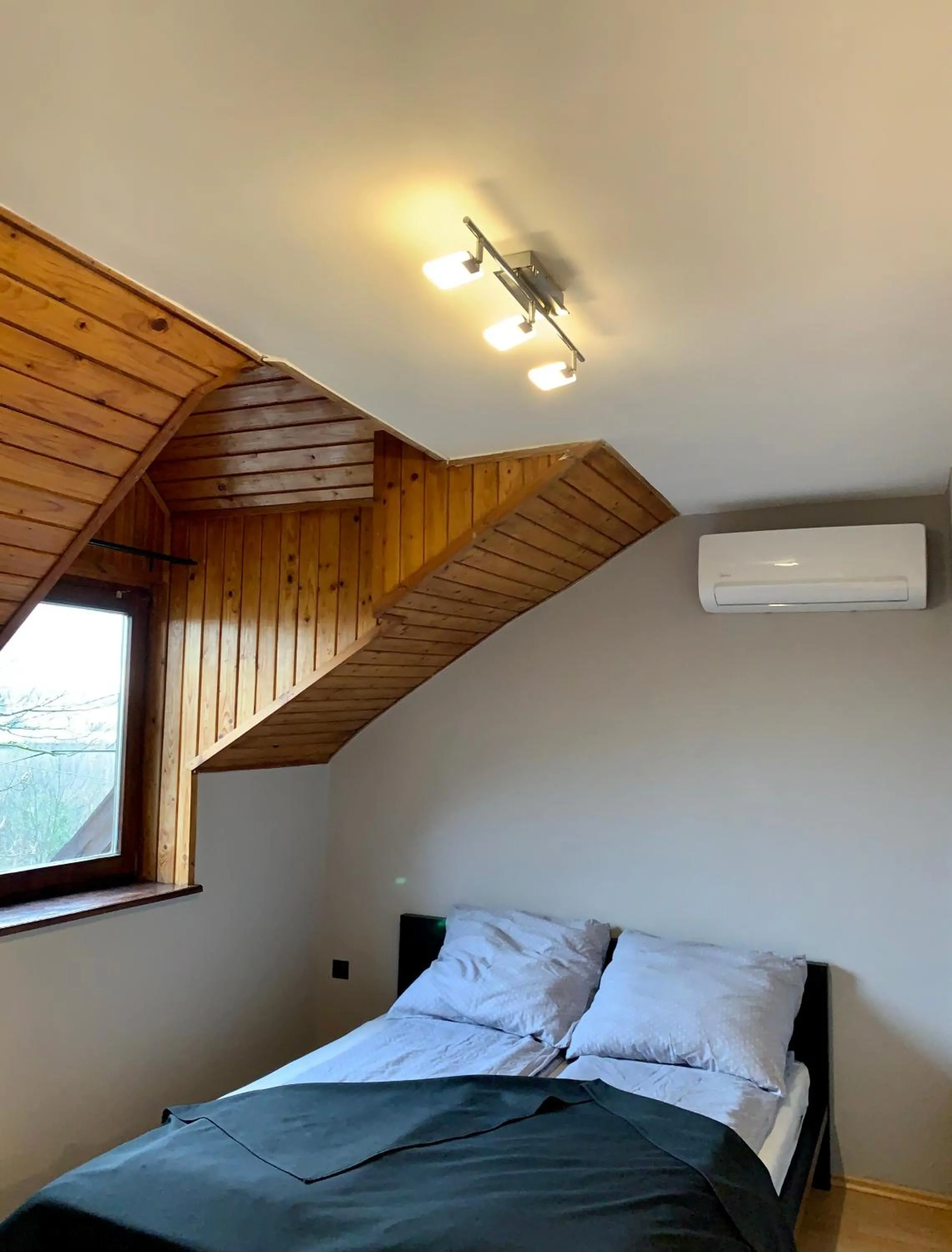 Apartment with Balcony in Vár-Lak Apartman