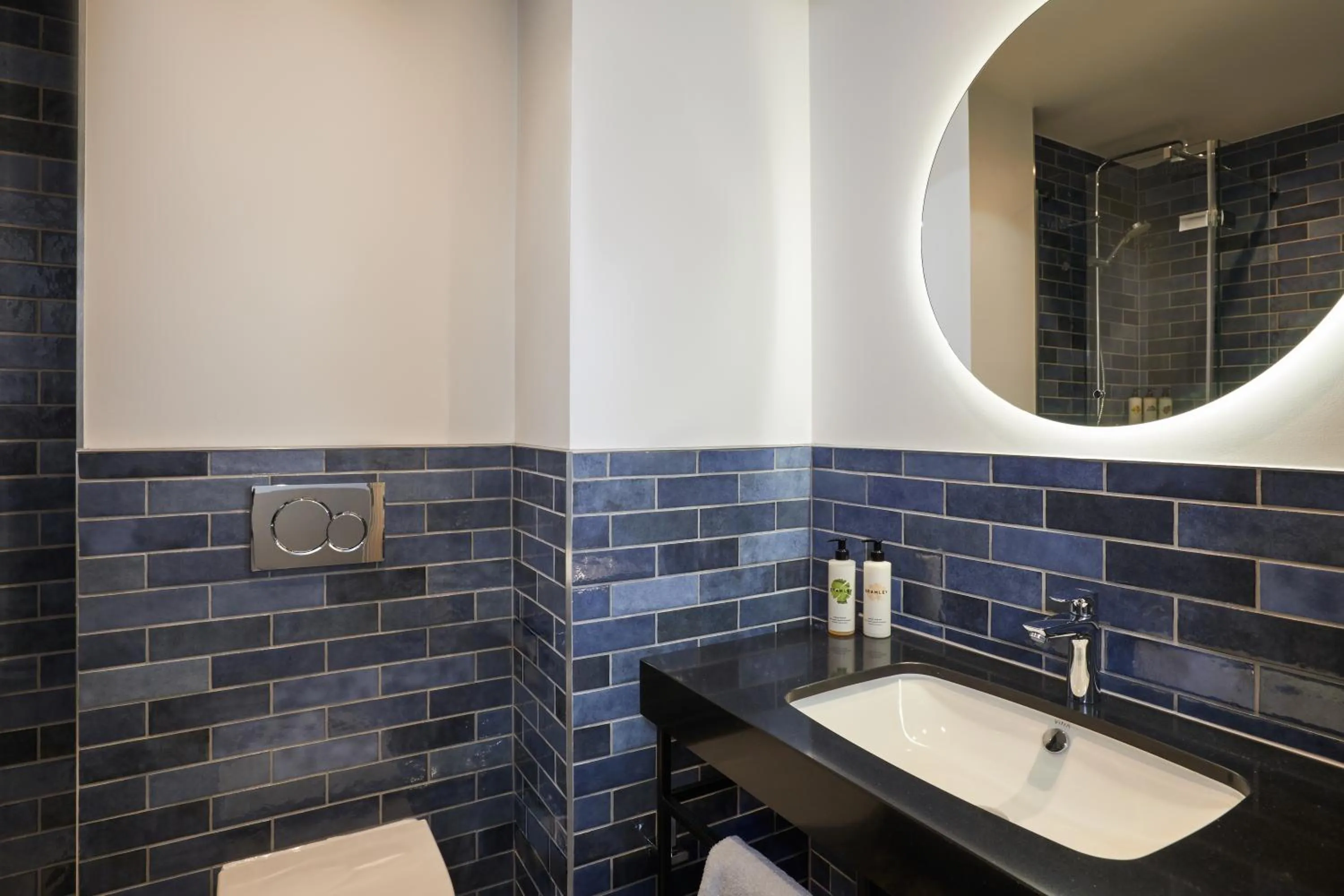 Bathroom in Hotel Indigo Coventry by IHG