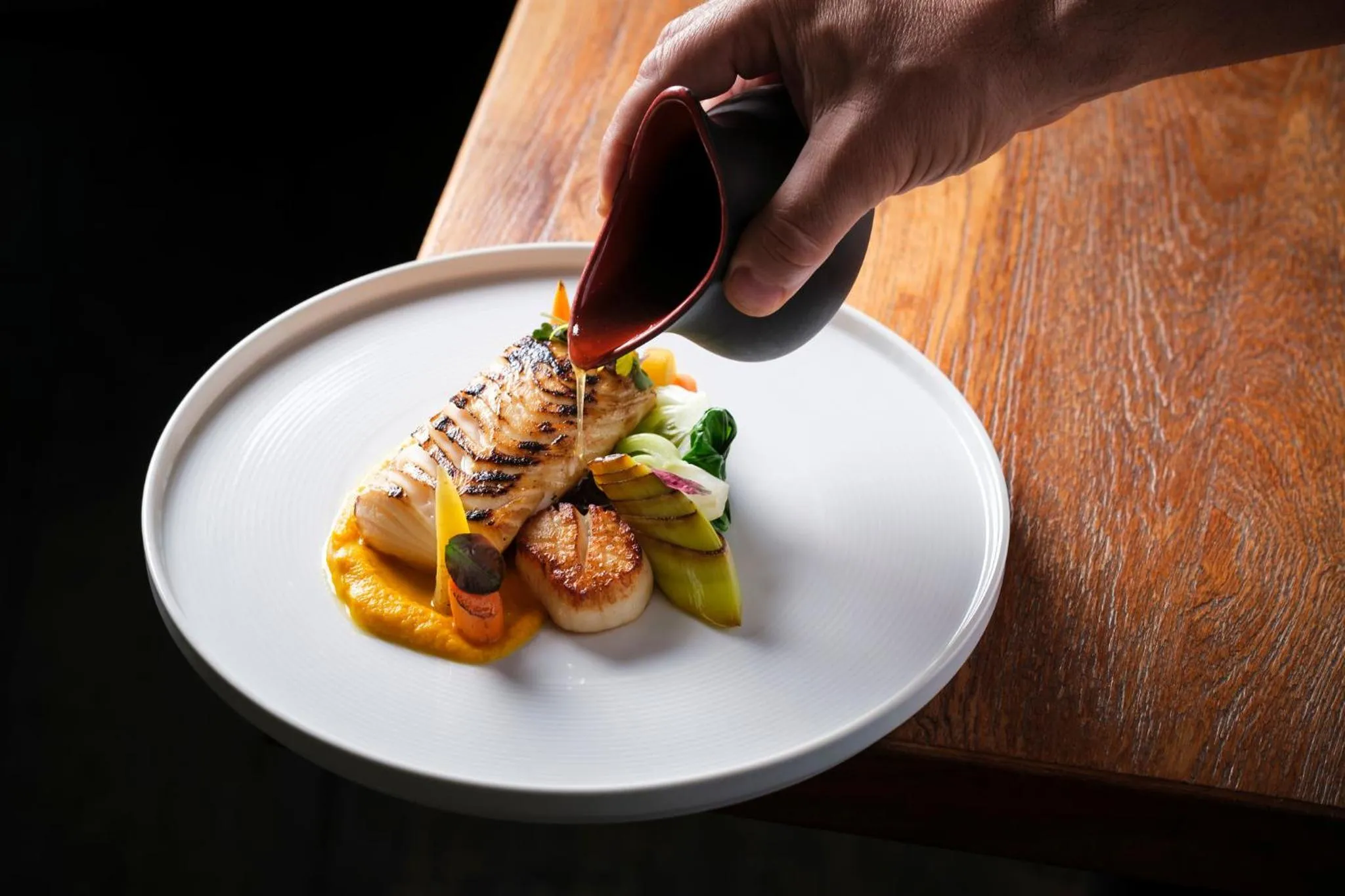 Restaurant/places to eat in Hotel Indigo Grand Cayman by IHG