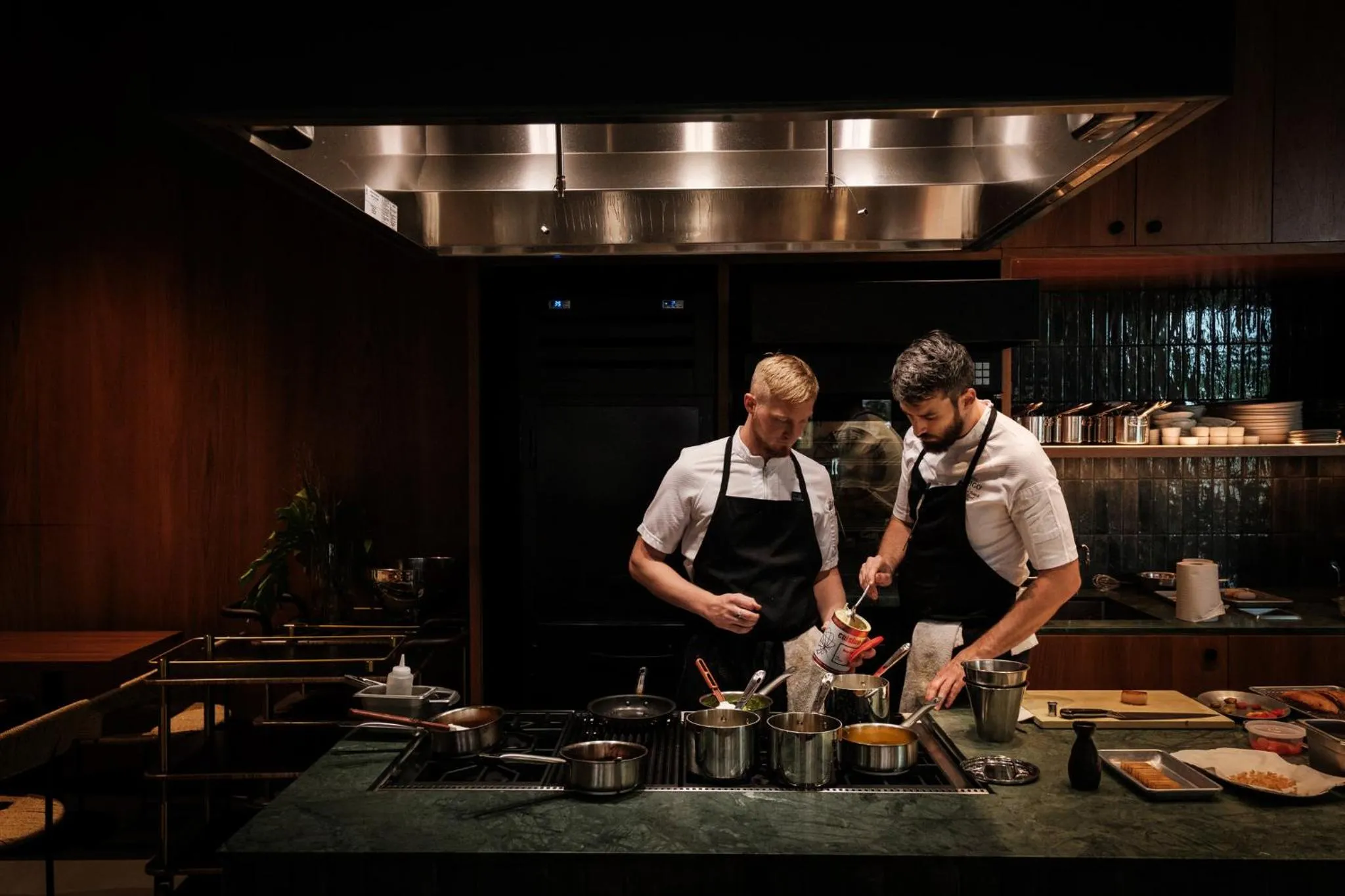 Restaurant/places to eat in Hotel Indigo Grand Cayman by IHG