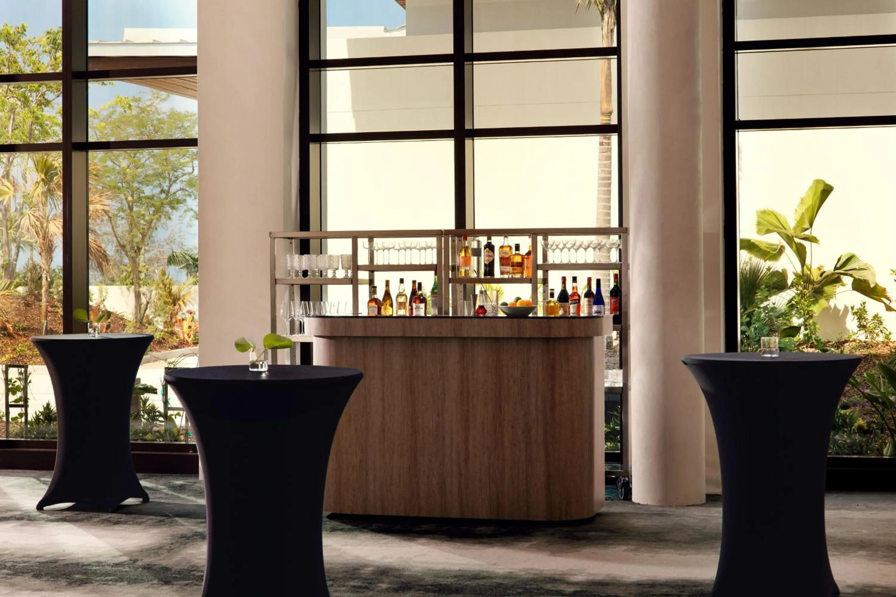 Meeting/conference room in Hotel Indigo Grand Cayman by IHG